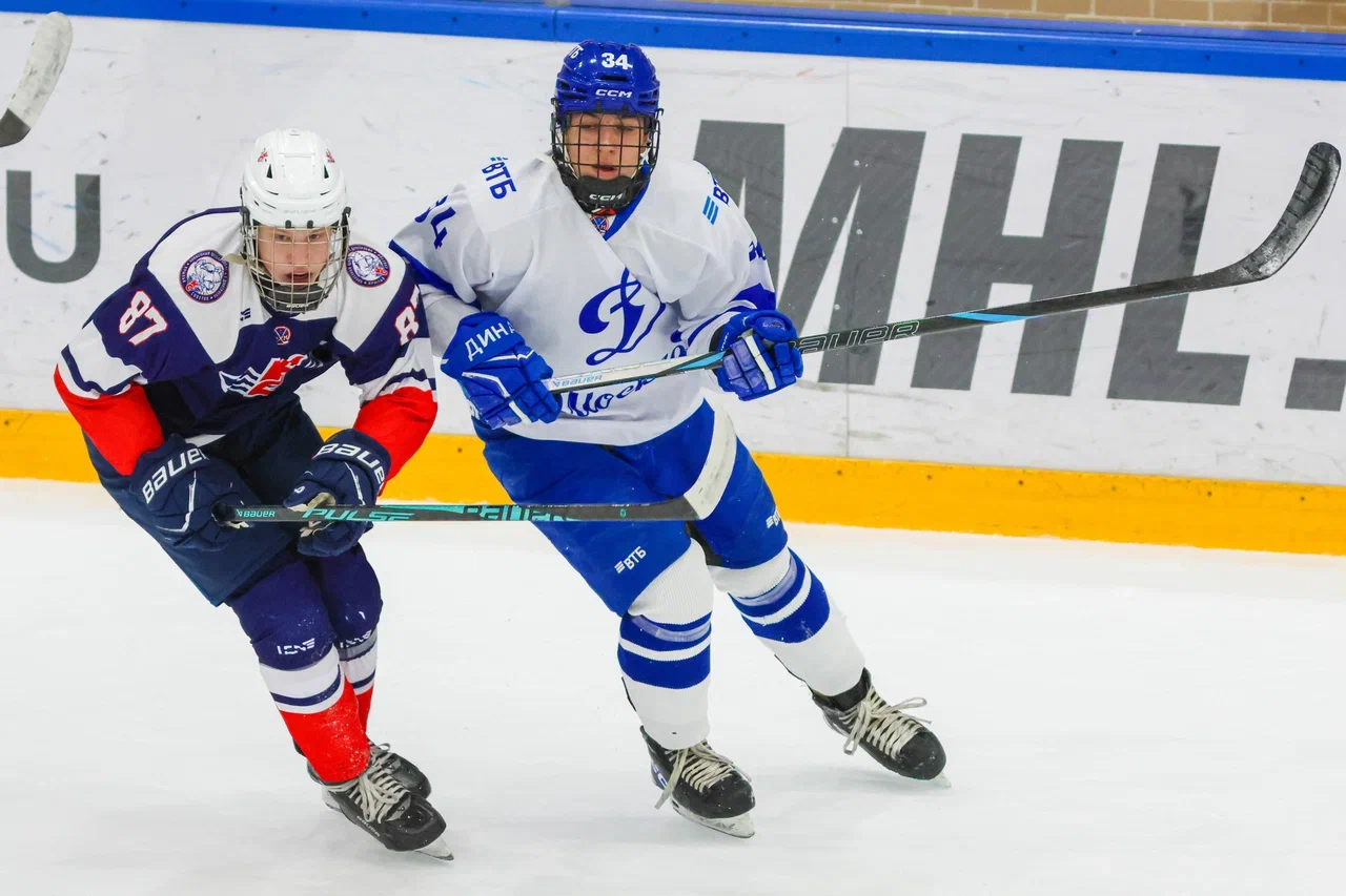 Фото: Крылья Советов - Динамо 2009 