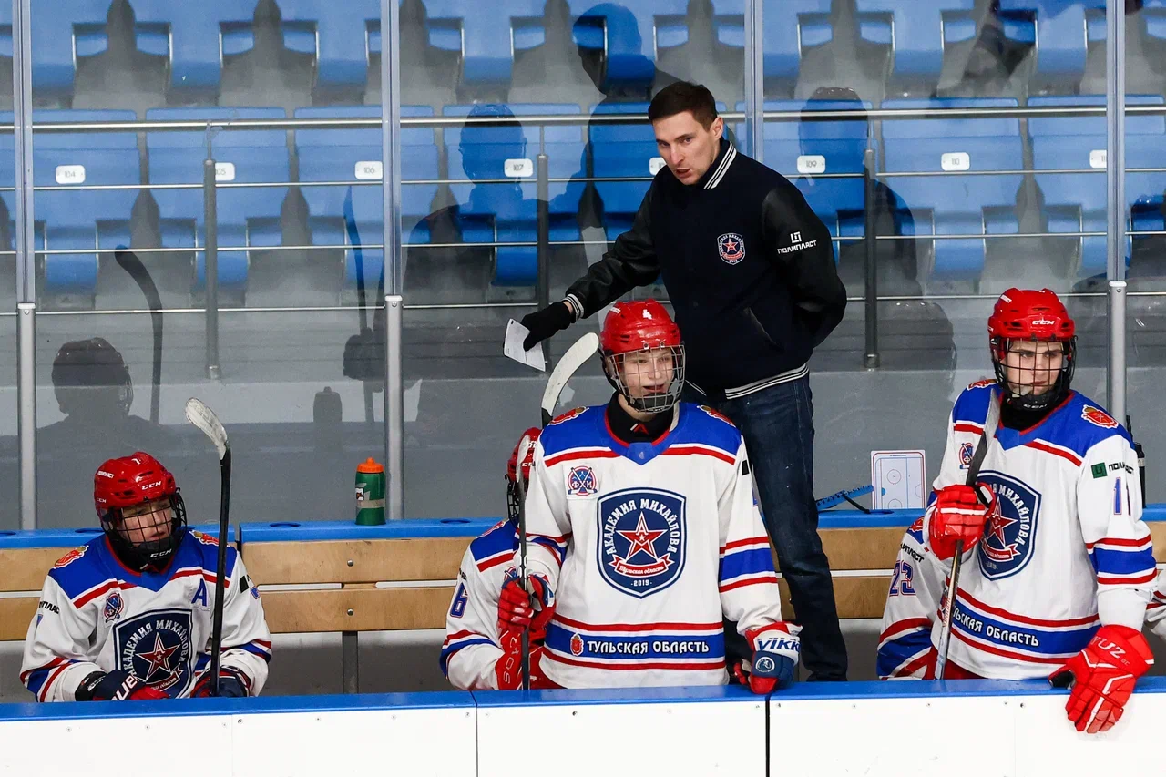 Фото: Локомотив - Академия Михайлова (Новомосковск) 2009