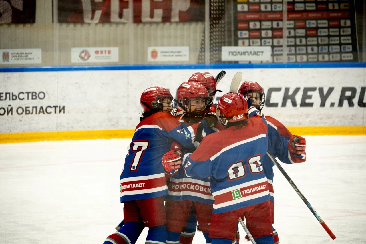 Фото: Академия Михайлова (Новомосковск) - Белые Медведи 2014