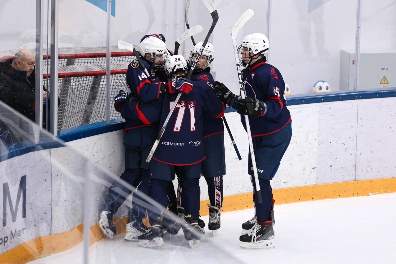 Фото: Буран Москва - Красная Машина Арктика 2012