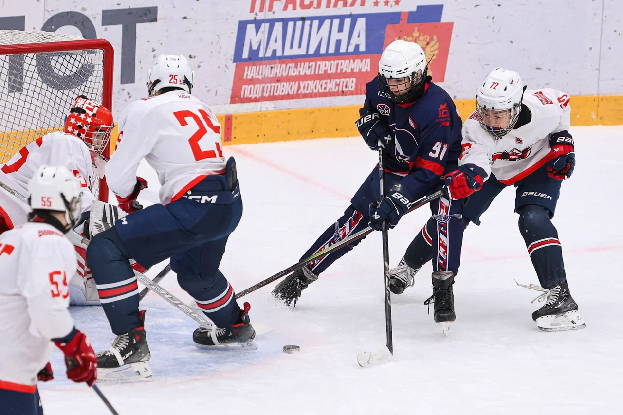 Фото: Буран Москва - Красная Машина Арктика 2012