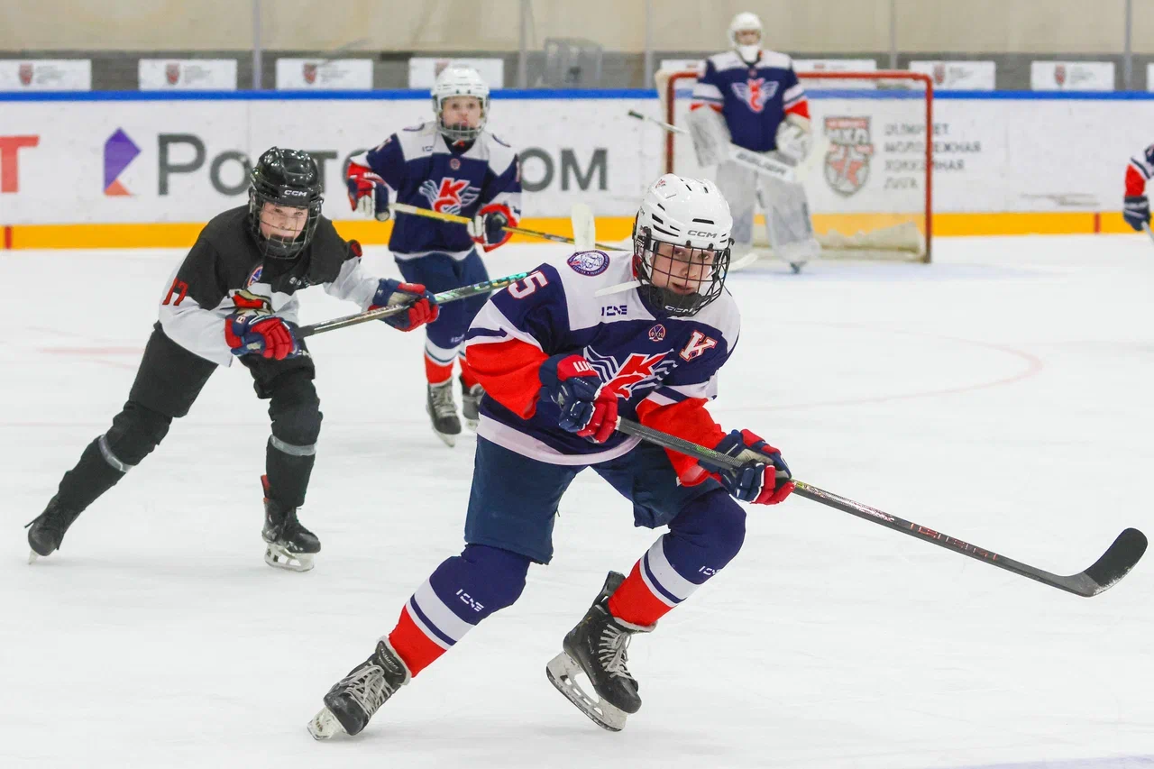 Фото: Крылья Советов - Авангард 2014