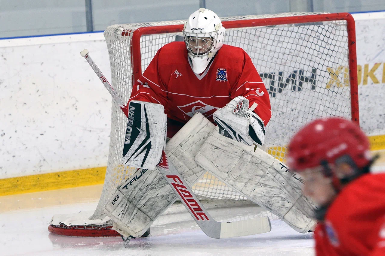Фото: Спартак - Московская академия хоккея 2012