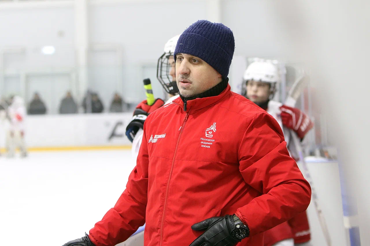 Фото: Спартак - Московская академия хоккея 2012