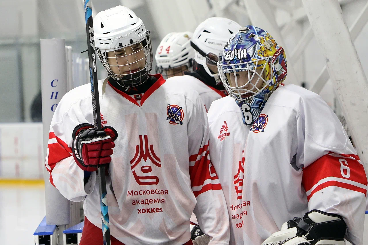 Фото: Спартак - Московская академия хоккея 2012