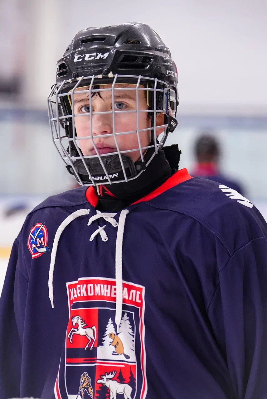 Фото: Деко Минералс - Московская академия хоккея (девочки) 2012