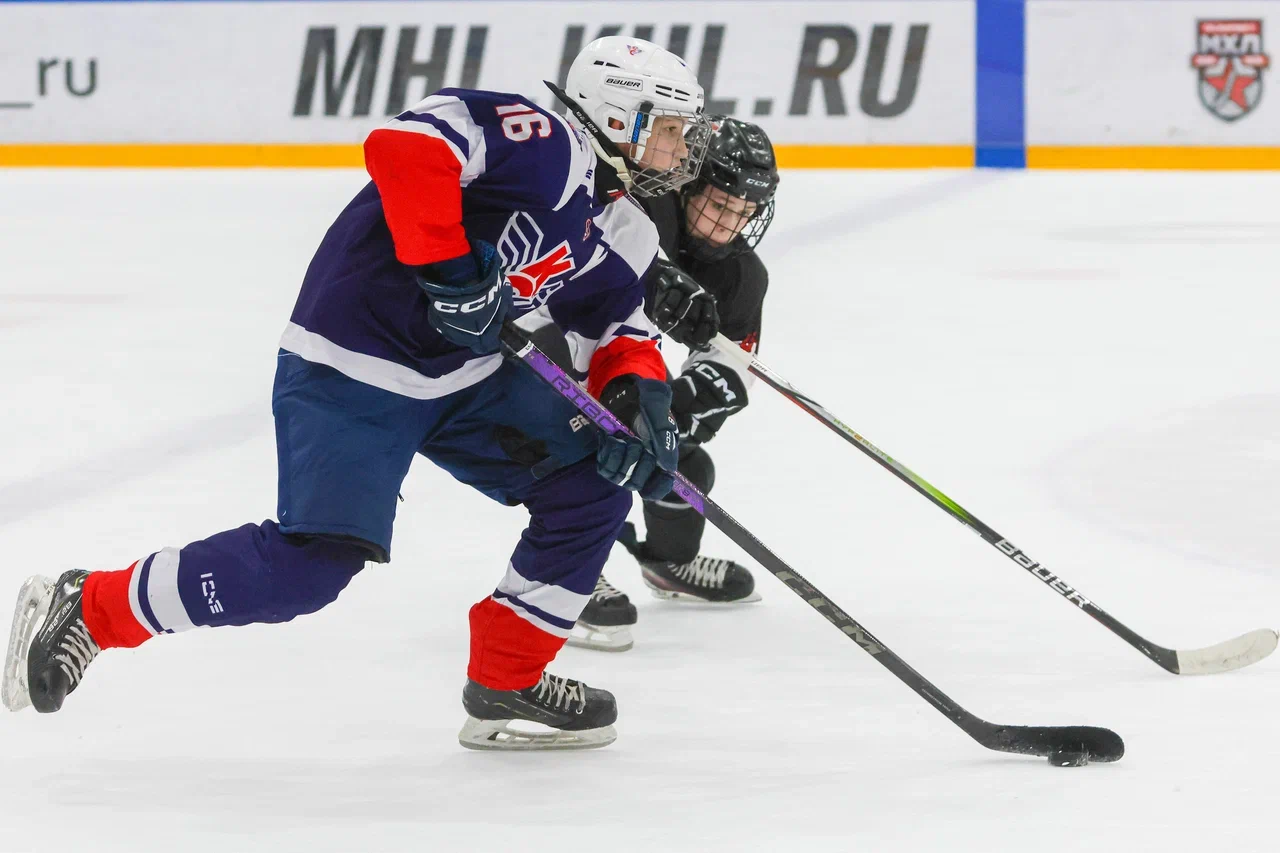 Фото: Крылья Советов - Авангард 2013