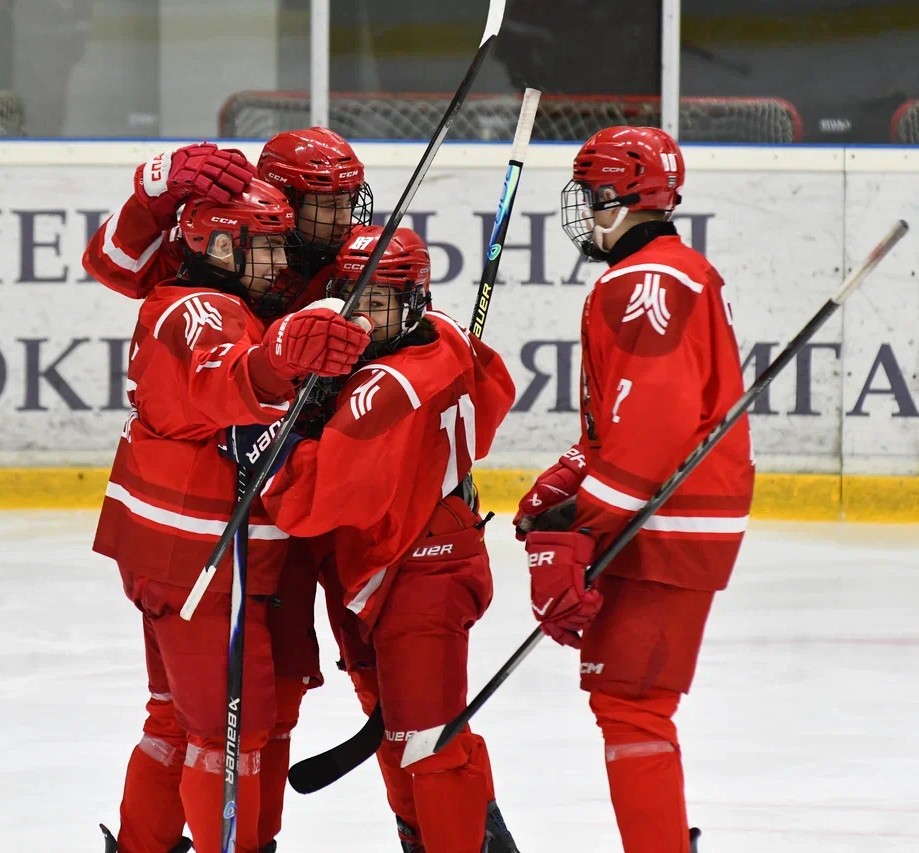 Фото: Сборная Москвы - сборная Московской области 2012