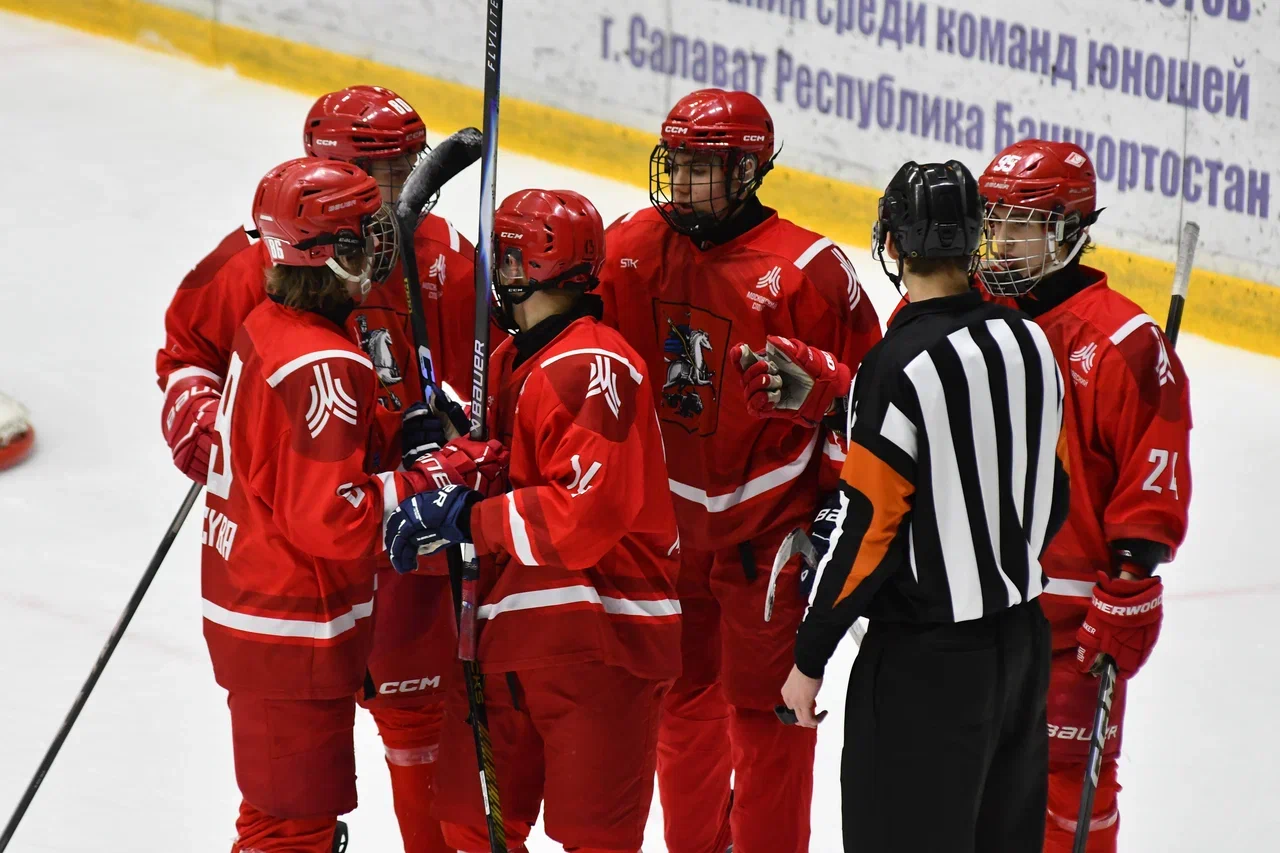 Фото: Сборная Москвы - сборная Московской области 2012
