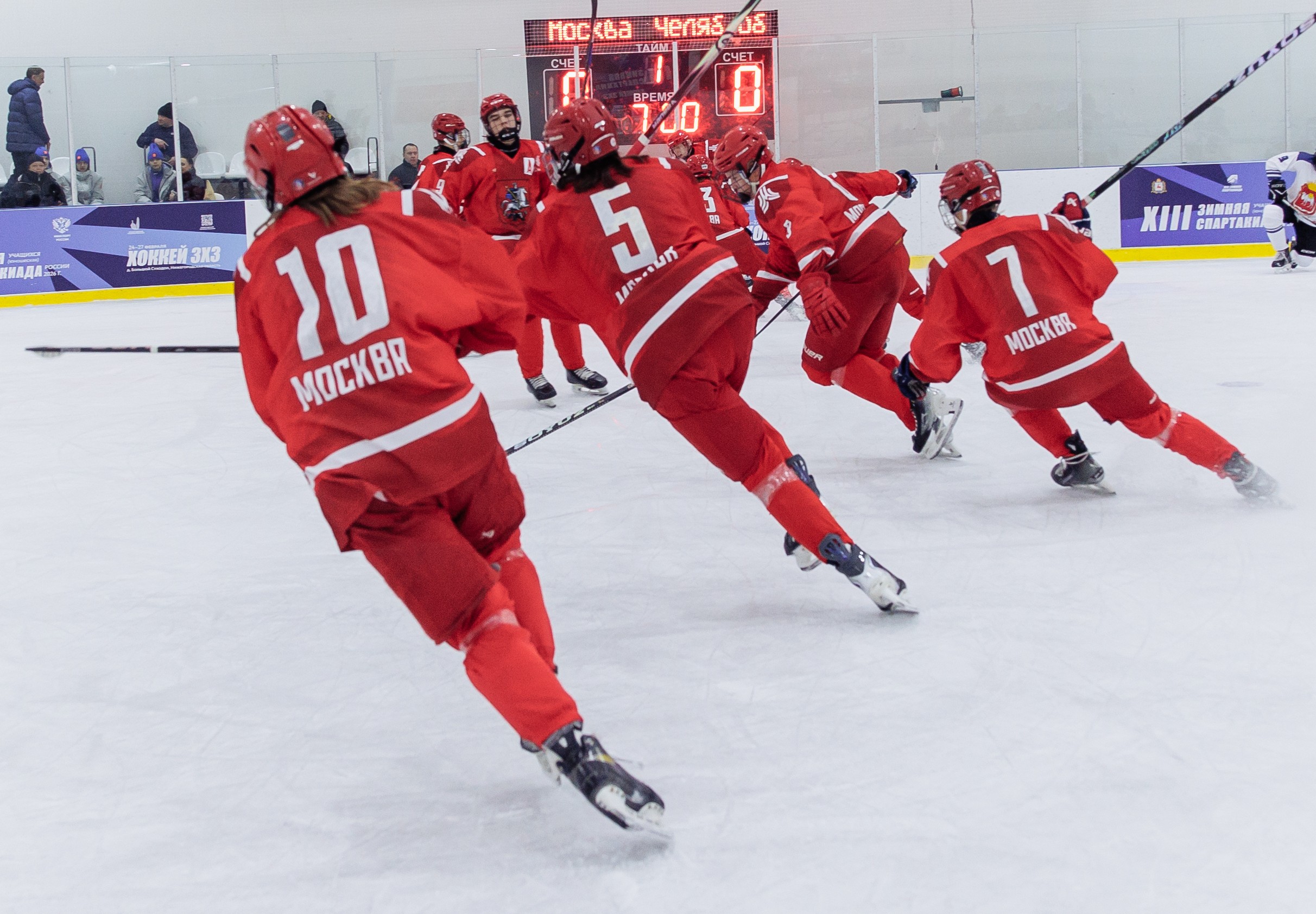 Фото: Первый игровой день сборной Москвы-2011 на зимней Спартакиаде учащихся (3x3)