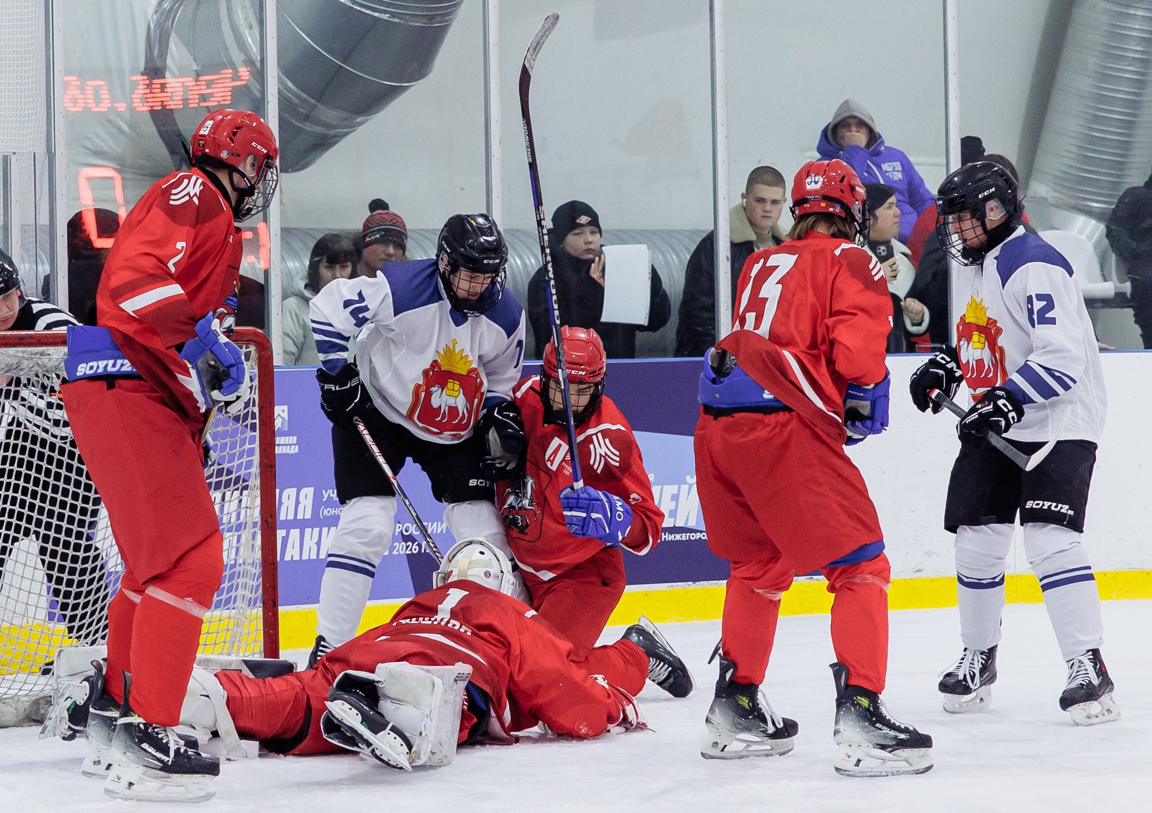 Фото: Первый игровой день сборной Москвы-2011 на зимней Спартакиаде учащихся (3x3)