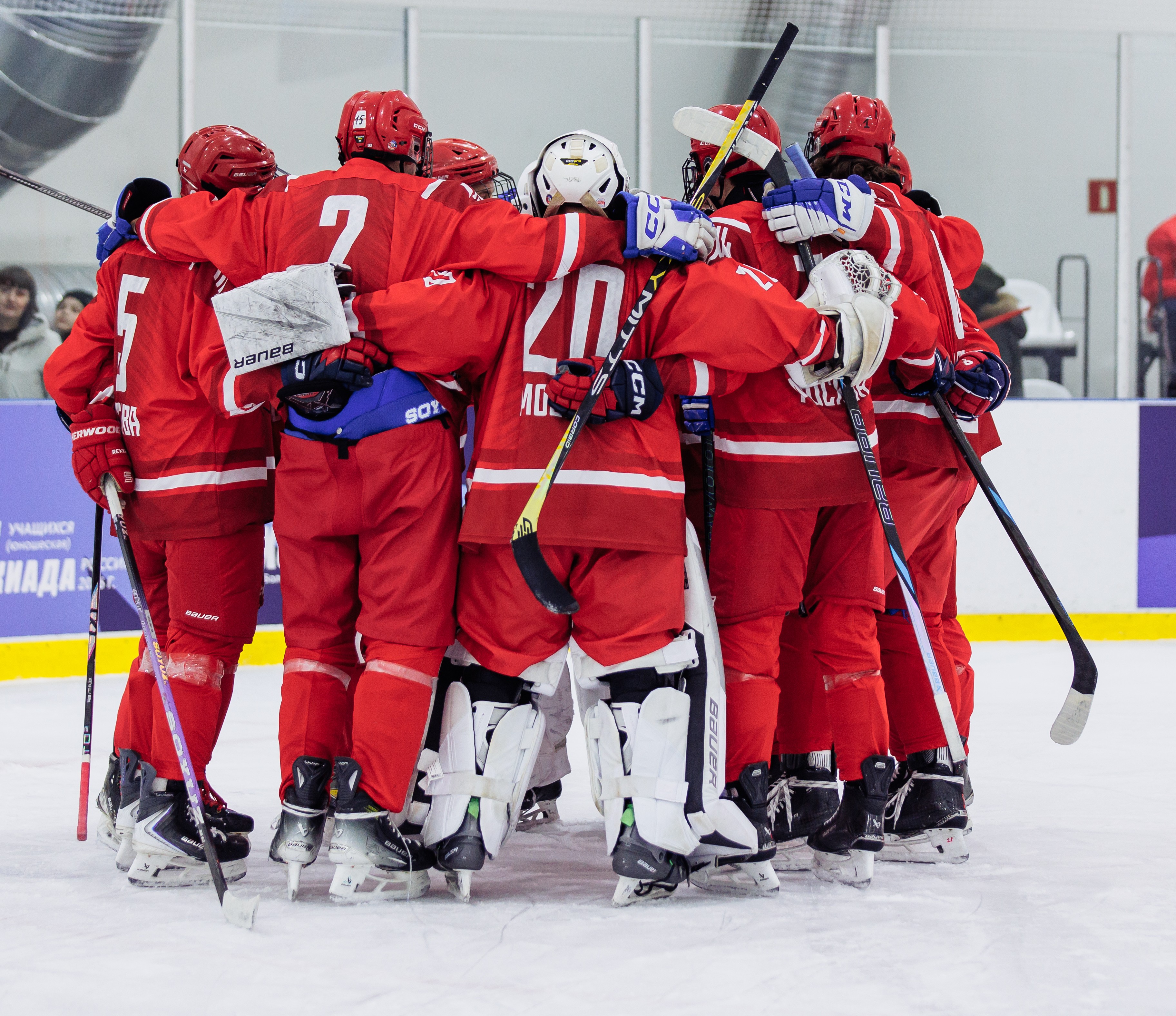 Фото: Первый игровой день сборной Москвы-2011 на зимней Спартакиаде учащихся (3x3)