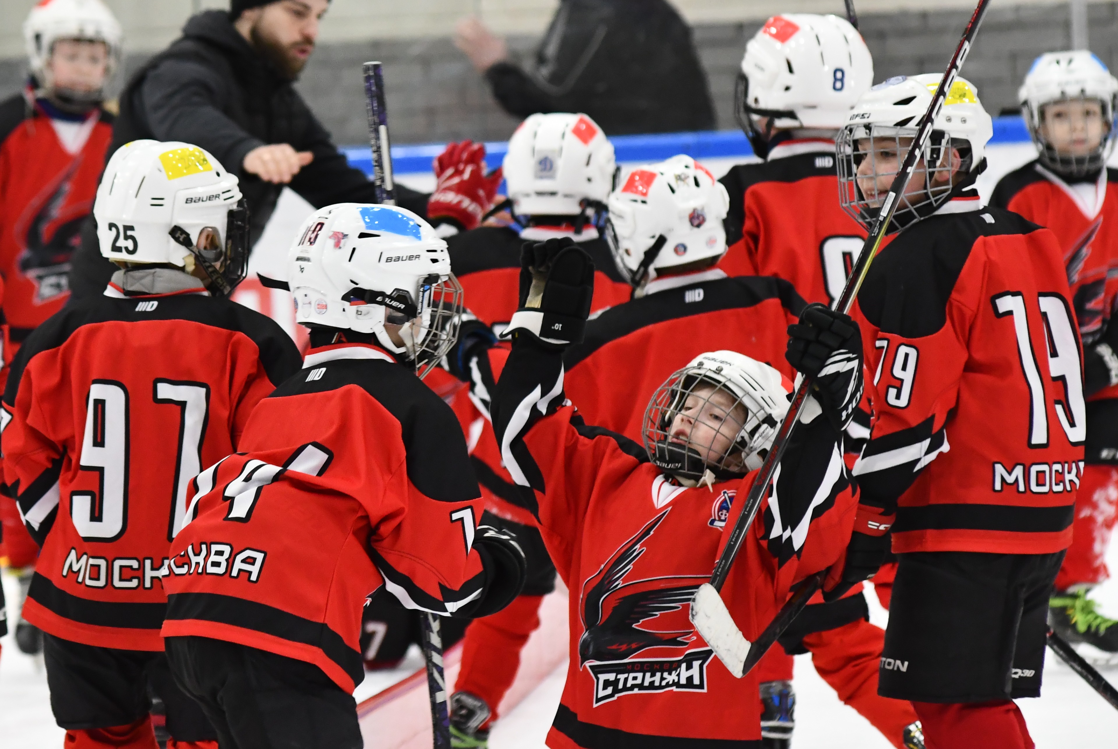 Фото: Первый день плей-офф второго этапа Кубка Москвы среди команд 2017 года рождения 