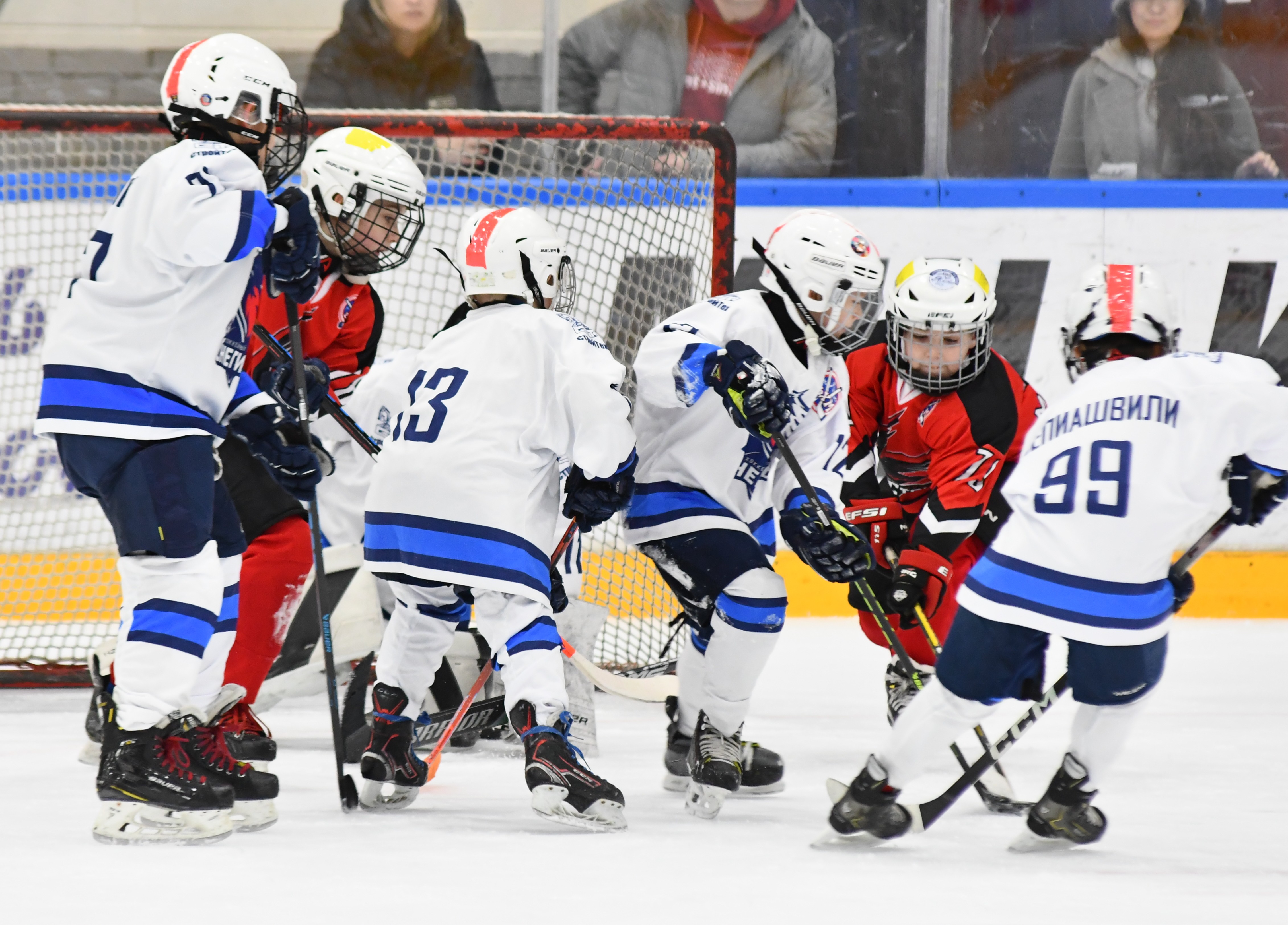 Фото: Первый день плей-офф второго этапа Кубка Москвы среди команд 2017 года рождения 