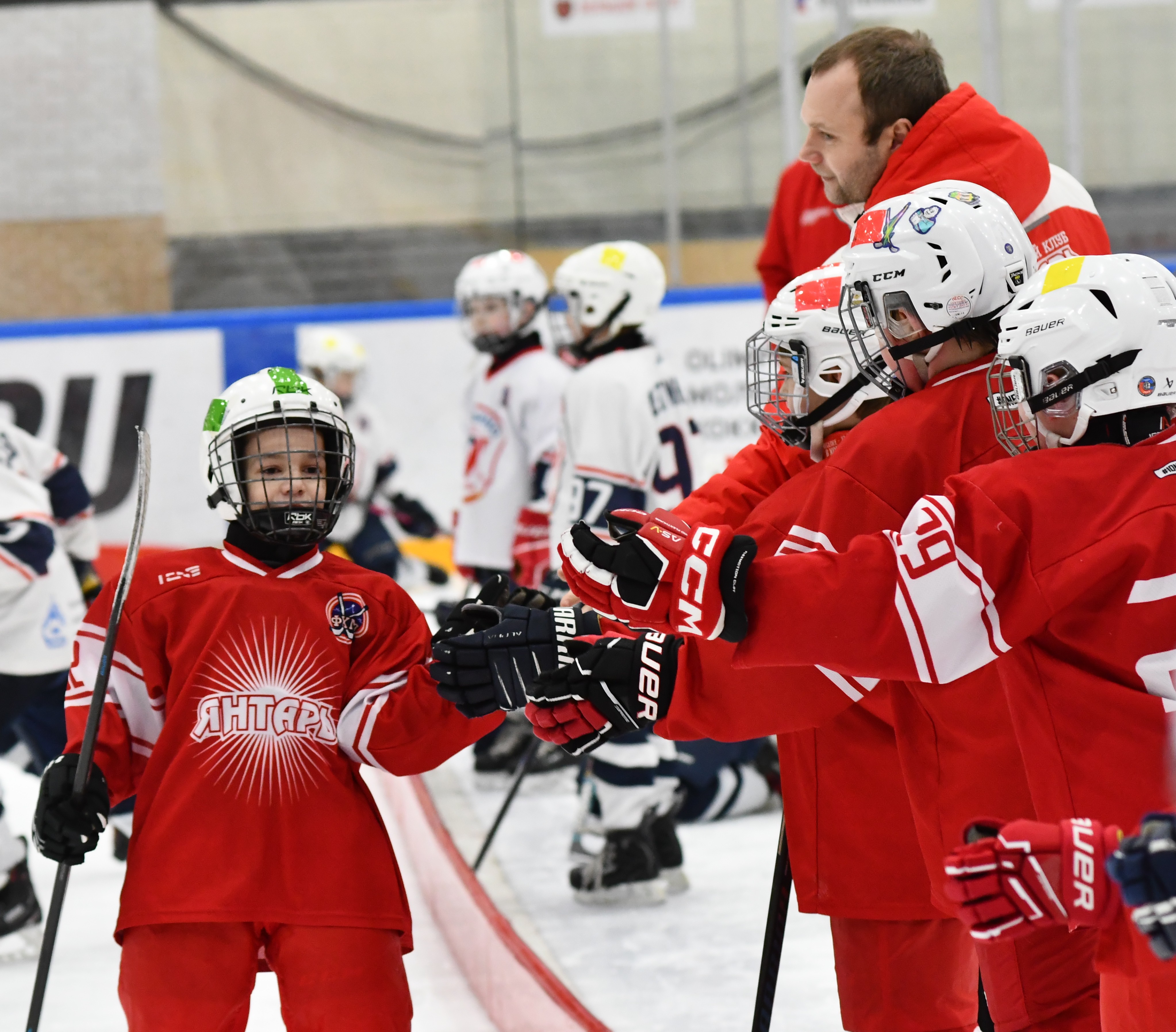 Фото: Первый день плей-офф второго этапа Кубка Москвы среди команд 2017 года рождения 