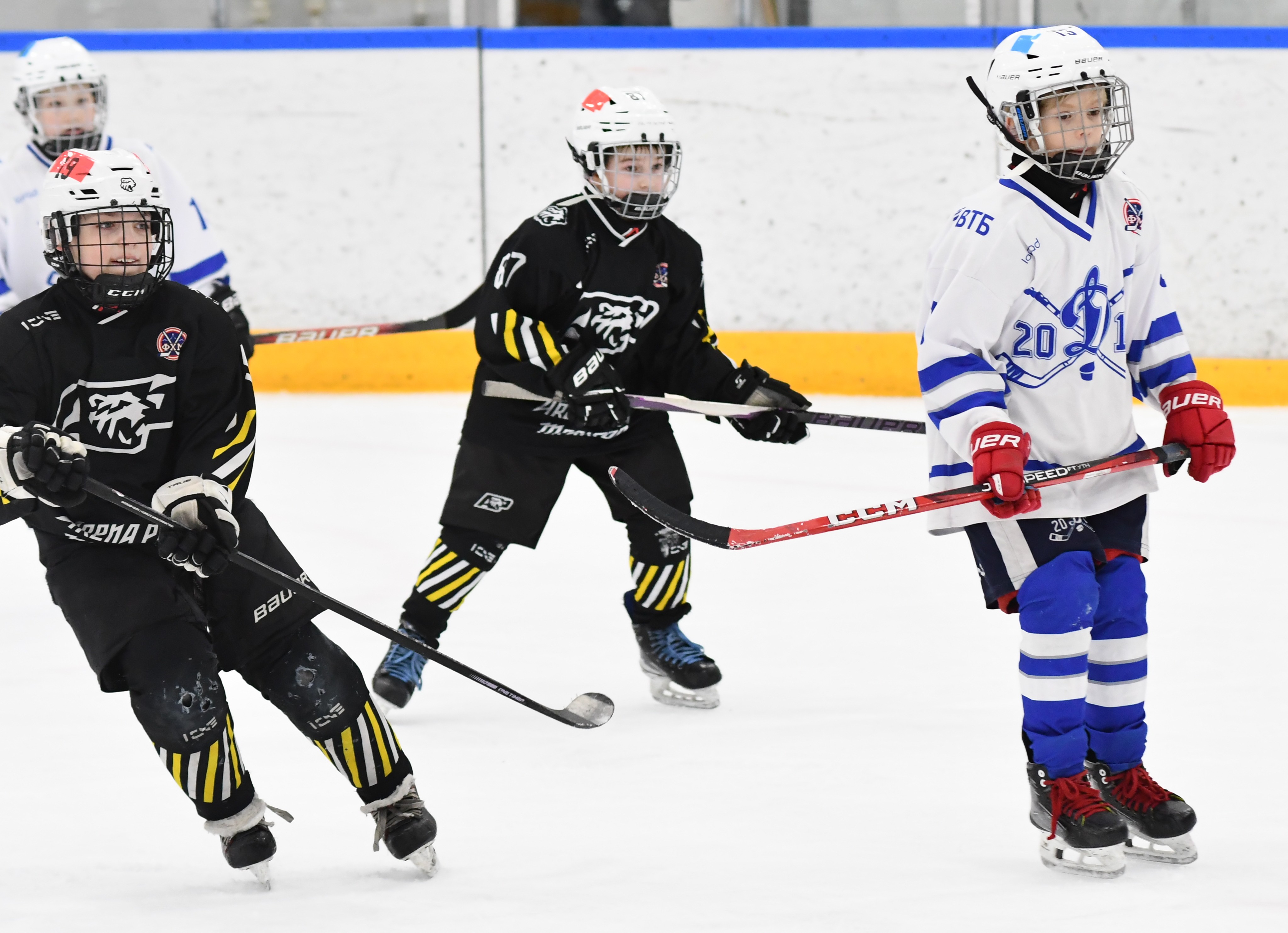 Фото: Первый день плей-офф второго этапа Кубка Москвы среди команд 2017 года рождения 