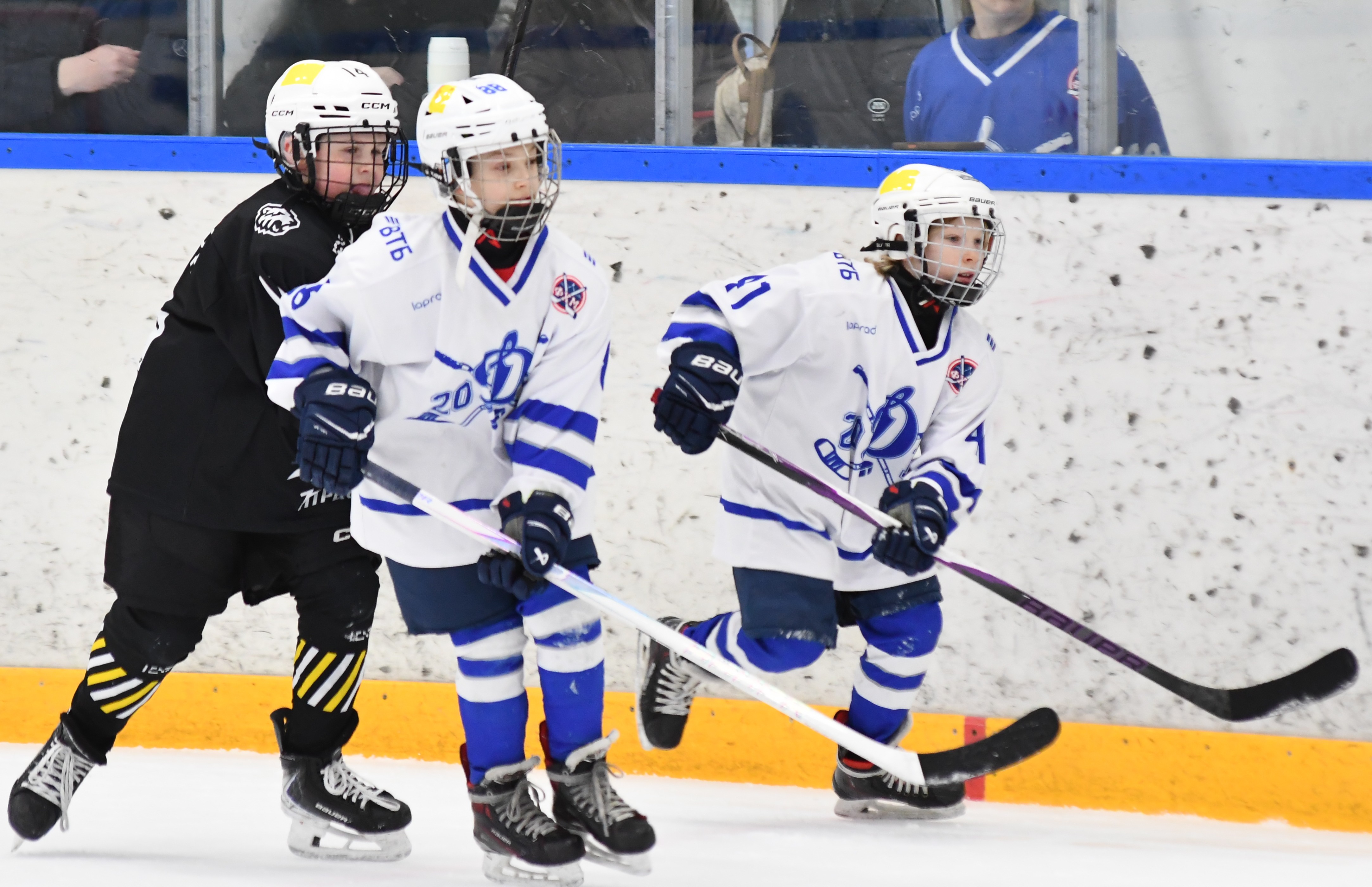 Фото: Первый день плей-офф второго этапа Кубка Москвы среди команд 2017 года рождения 