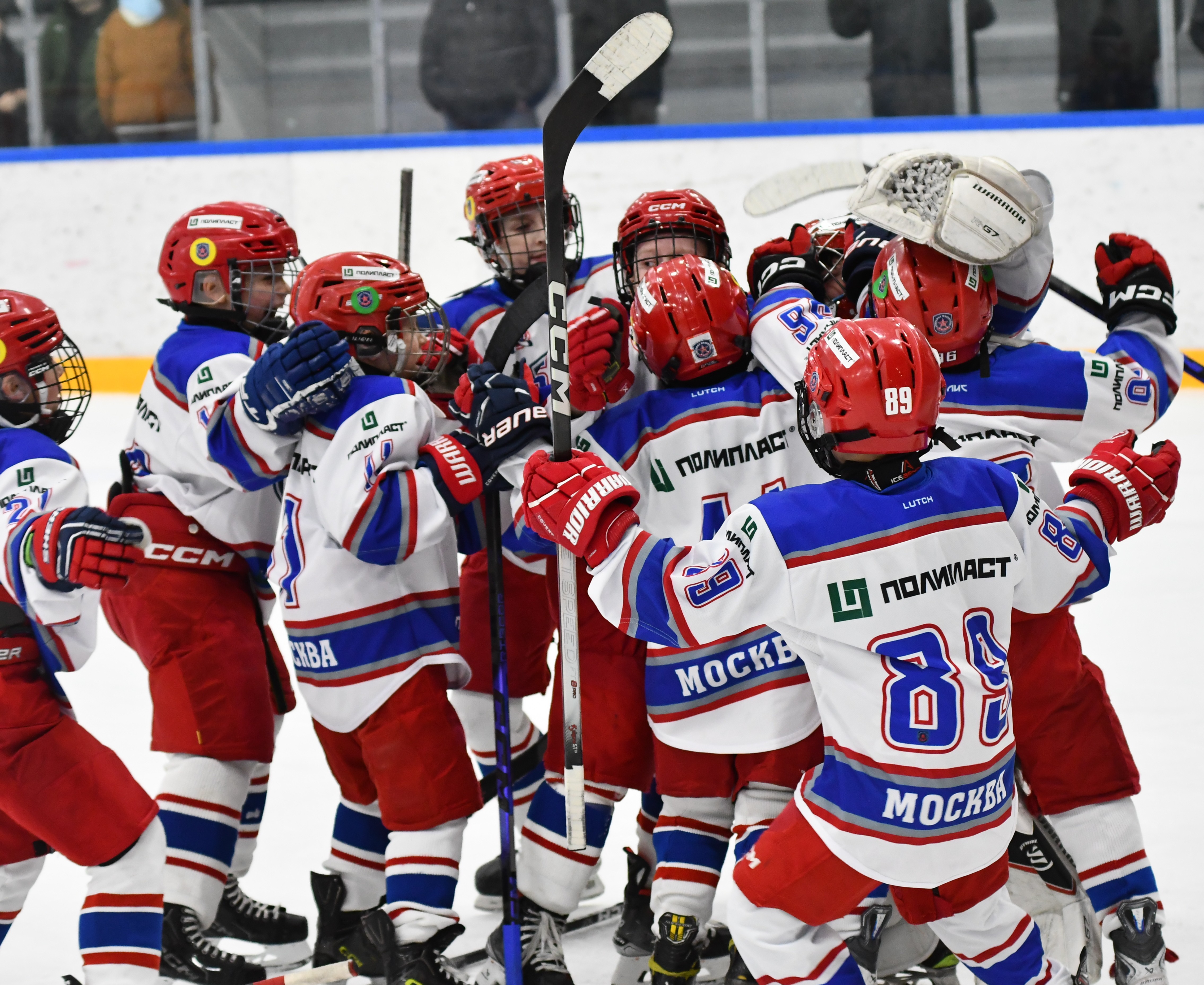 Фото: Финальный игровой день второго этапа Кубка Москвы среди команд 2017 года рождения 