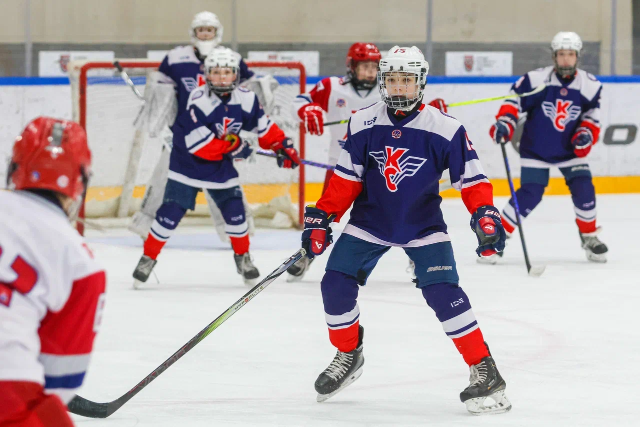 Фото: Крылья Советов - Локомотив-2004 2014
