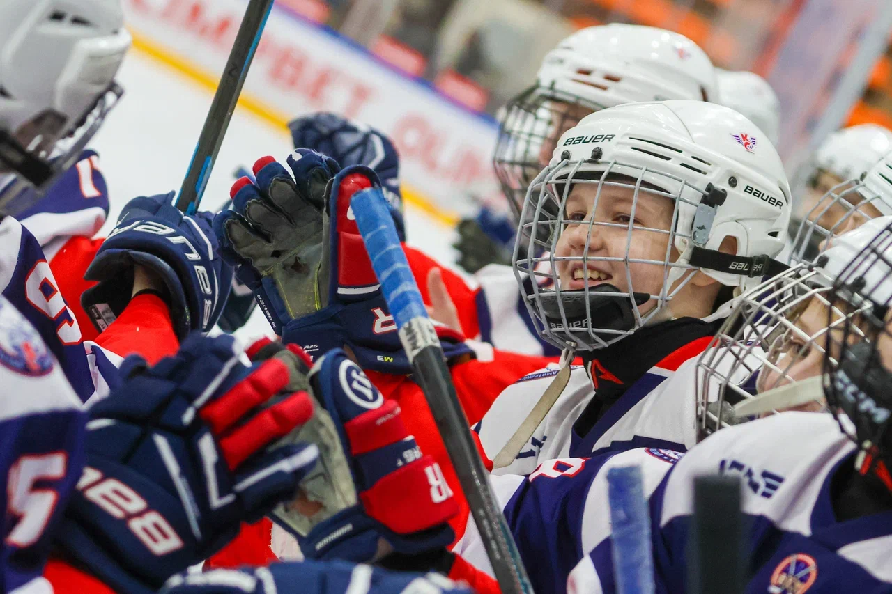 Фото: Крылья Советов - Локомотив-2004 2014