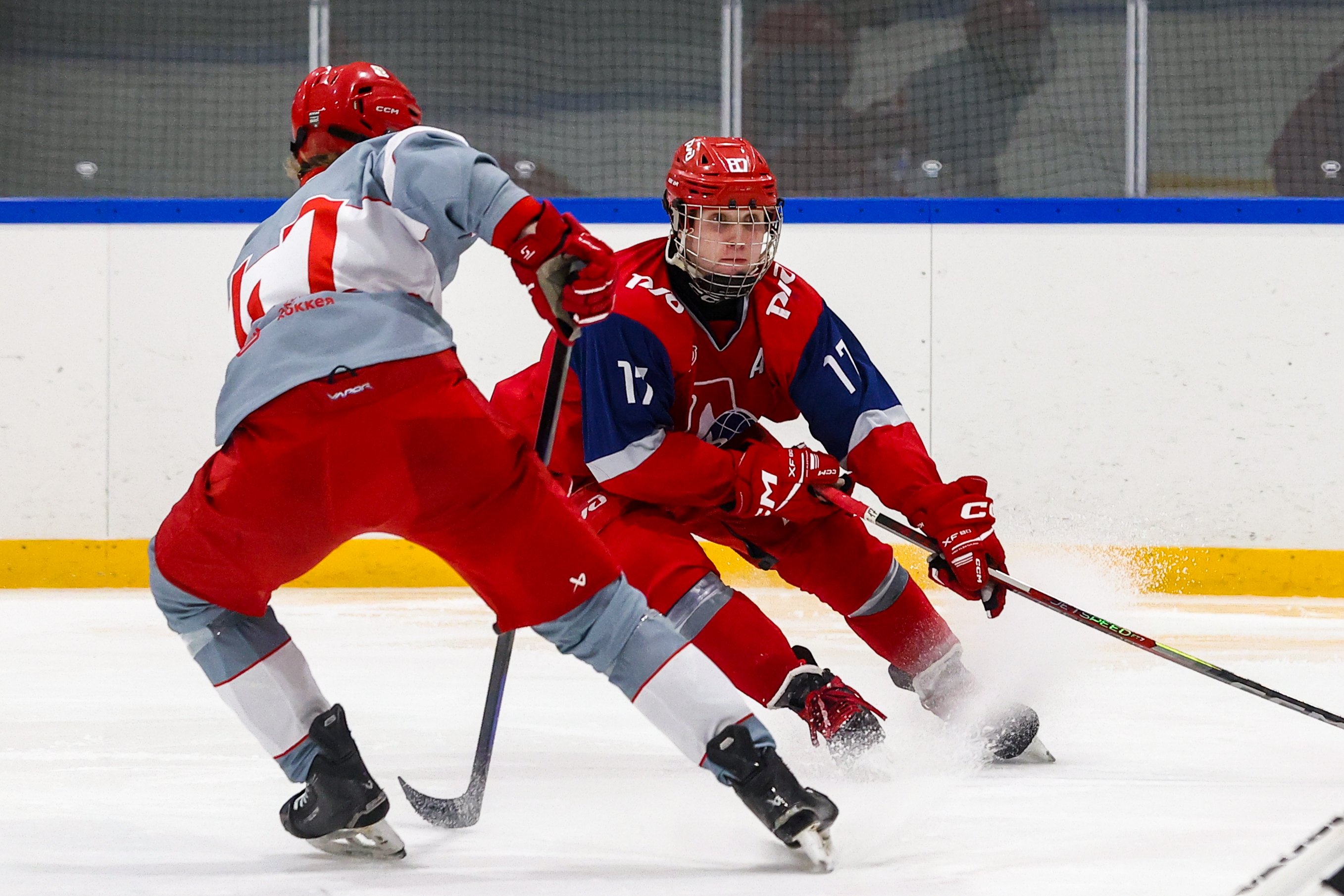 Фото: Локомотив 2004 - Спартак 2009