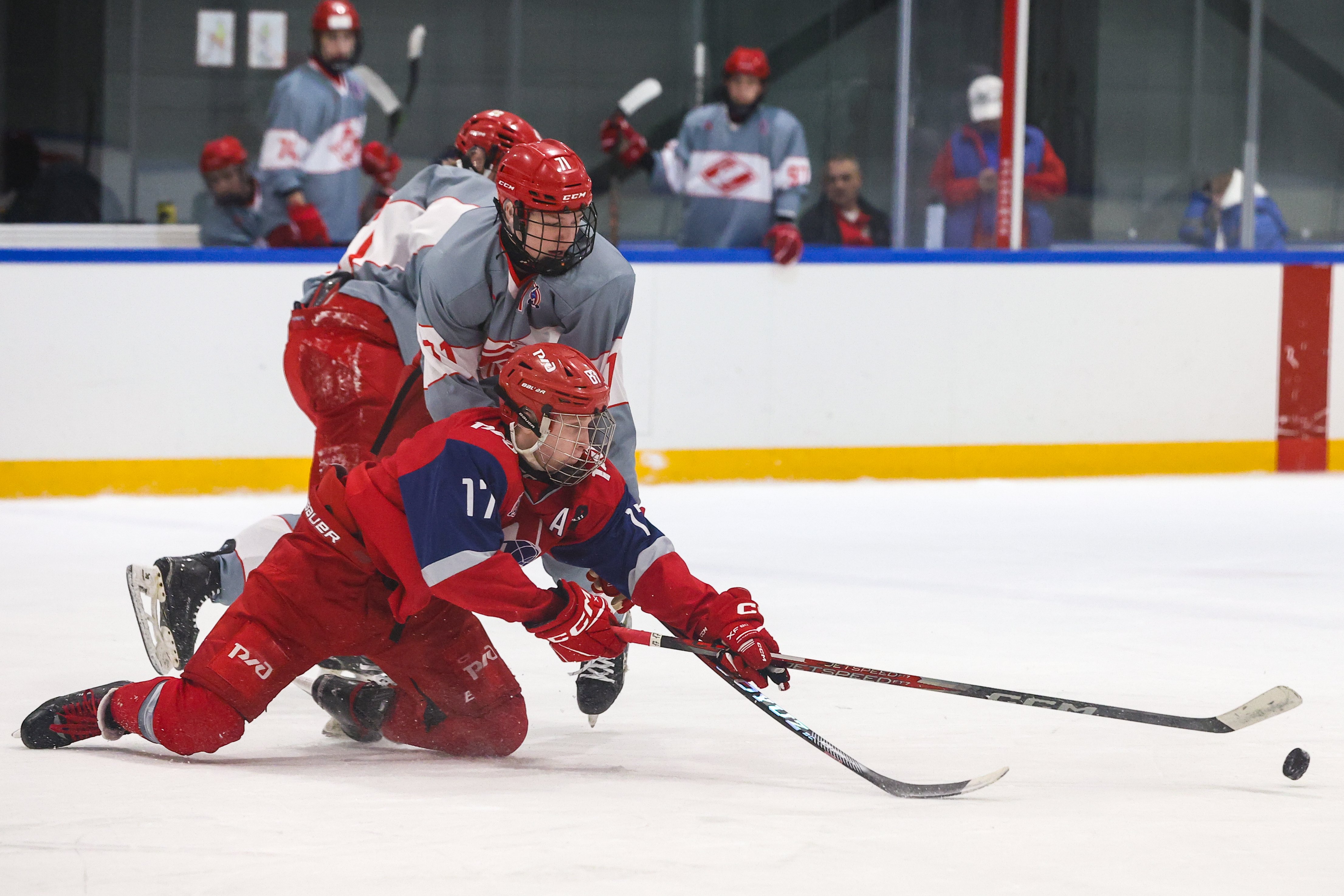 Фото: Локомотив 2004 - Спартак 2009