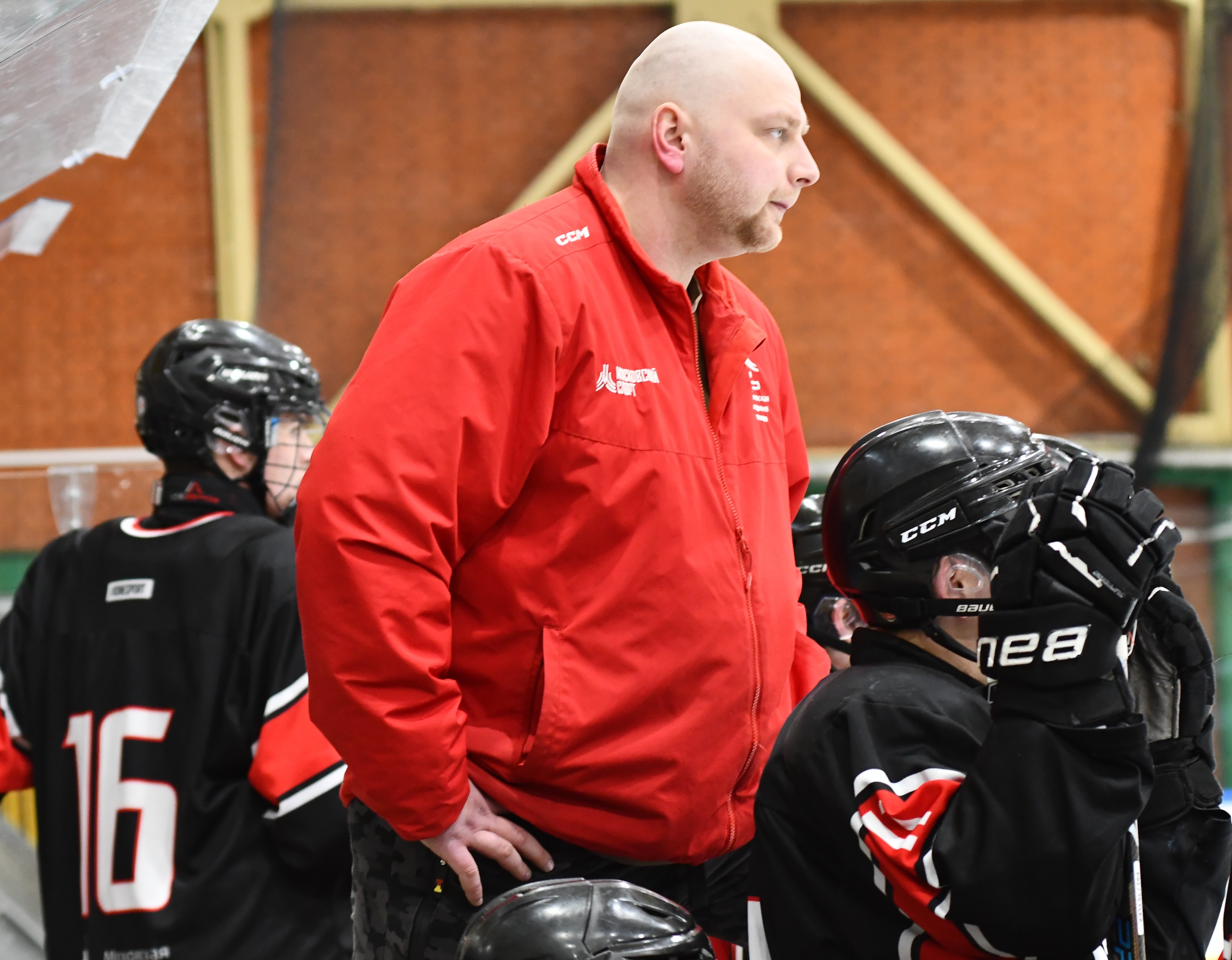 Фото: Снежные барсы - Белые медведи 2010, полуфинал