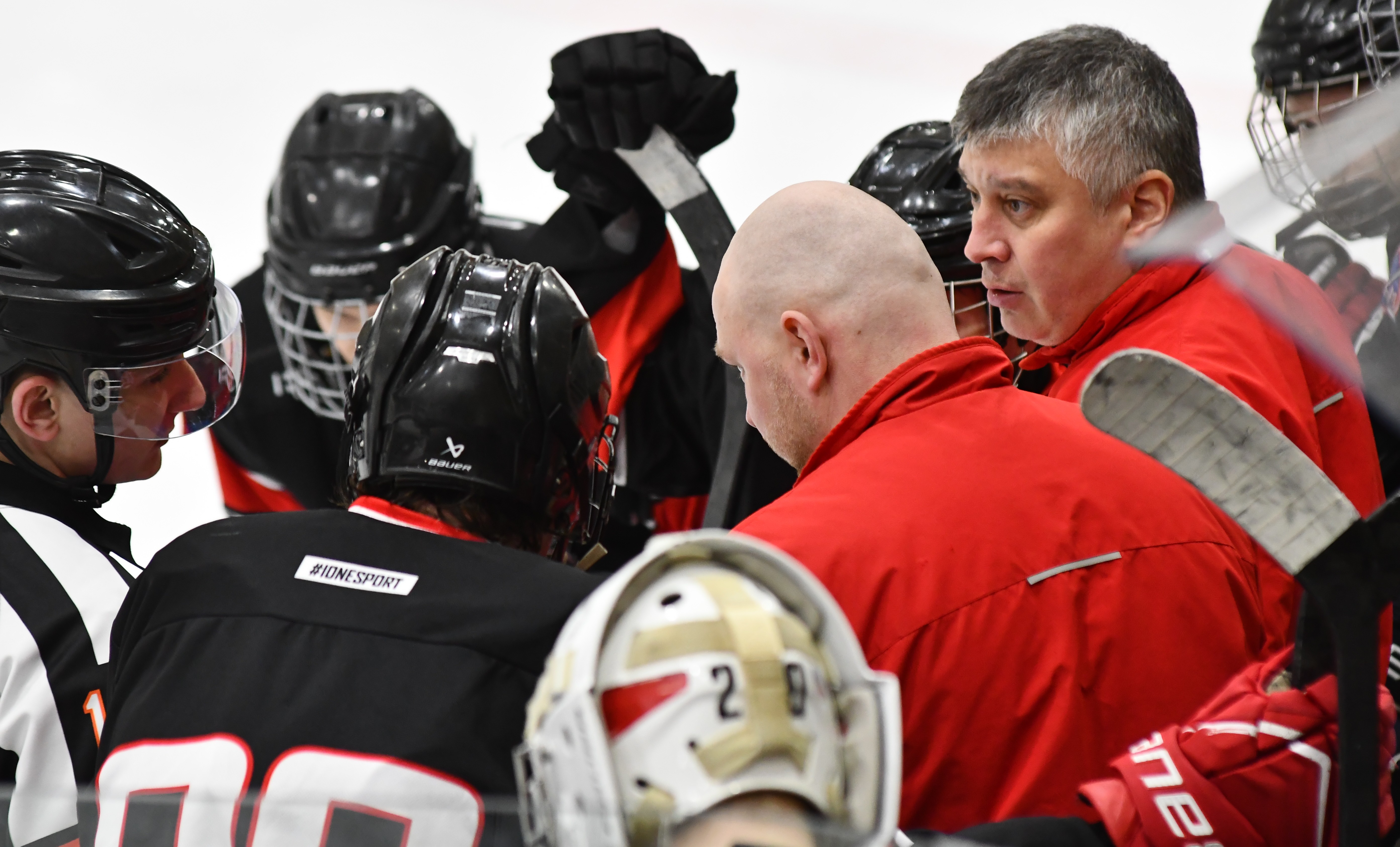 Фото: Снежные барсы - Белые медведи 2010, полуфинал