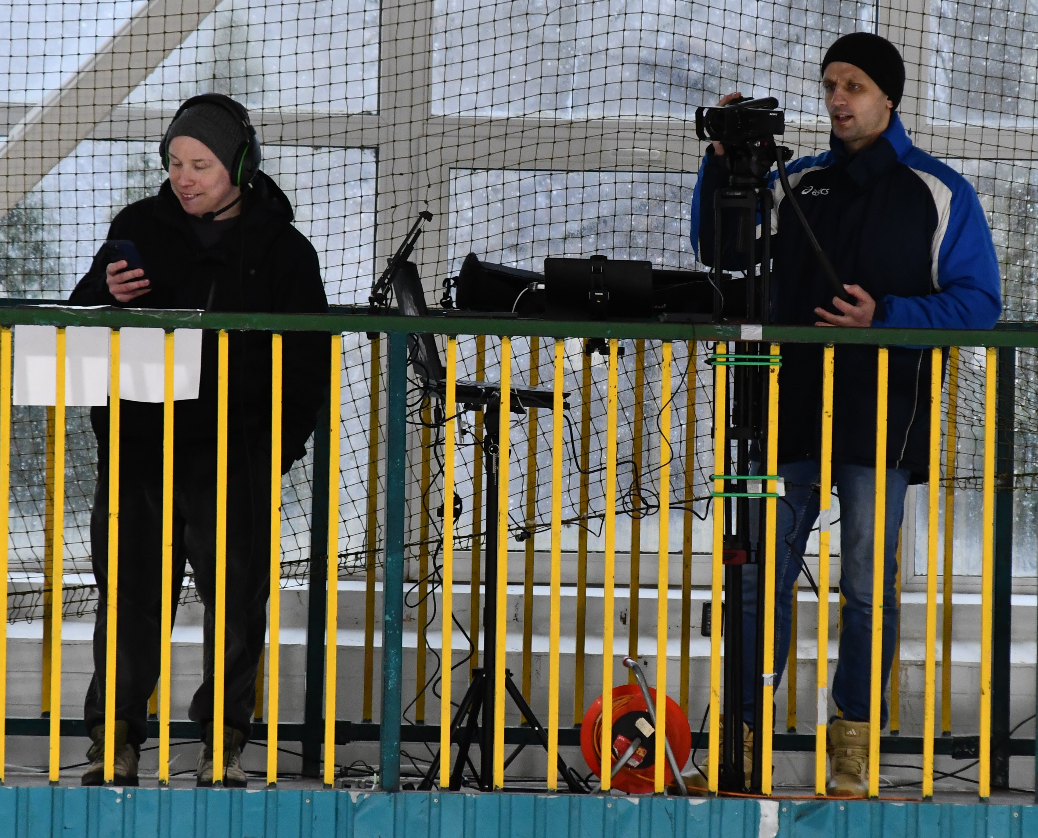 Фото: Белые медведи - Янтарь 2010, второй финальный матч плей-офф