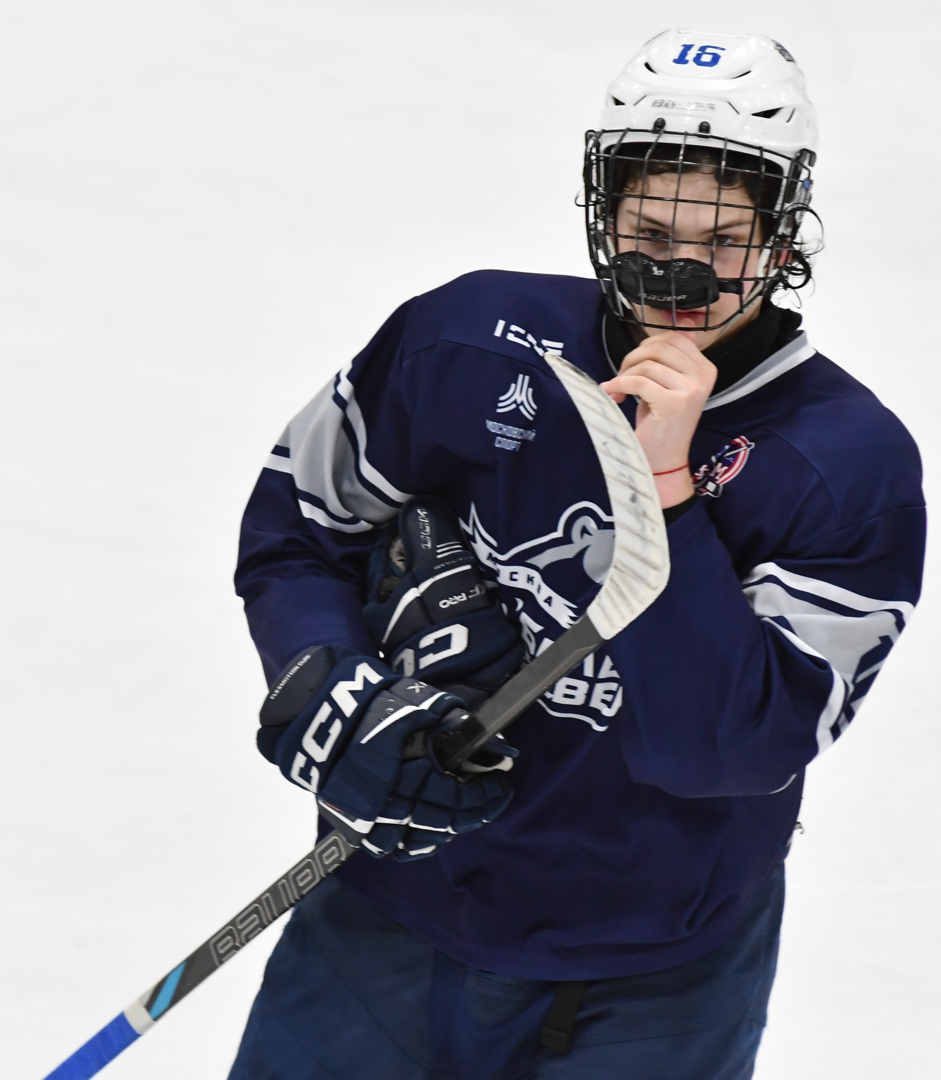 Фото: Белые медведи - Янтарь 2010, второй финальный матч плей-офф