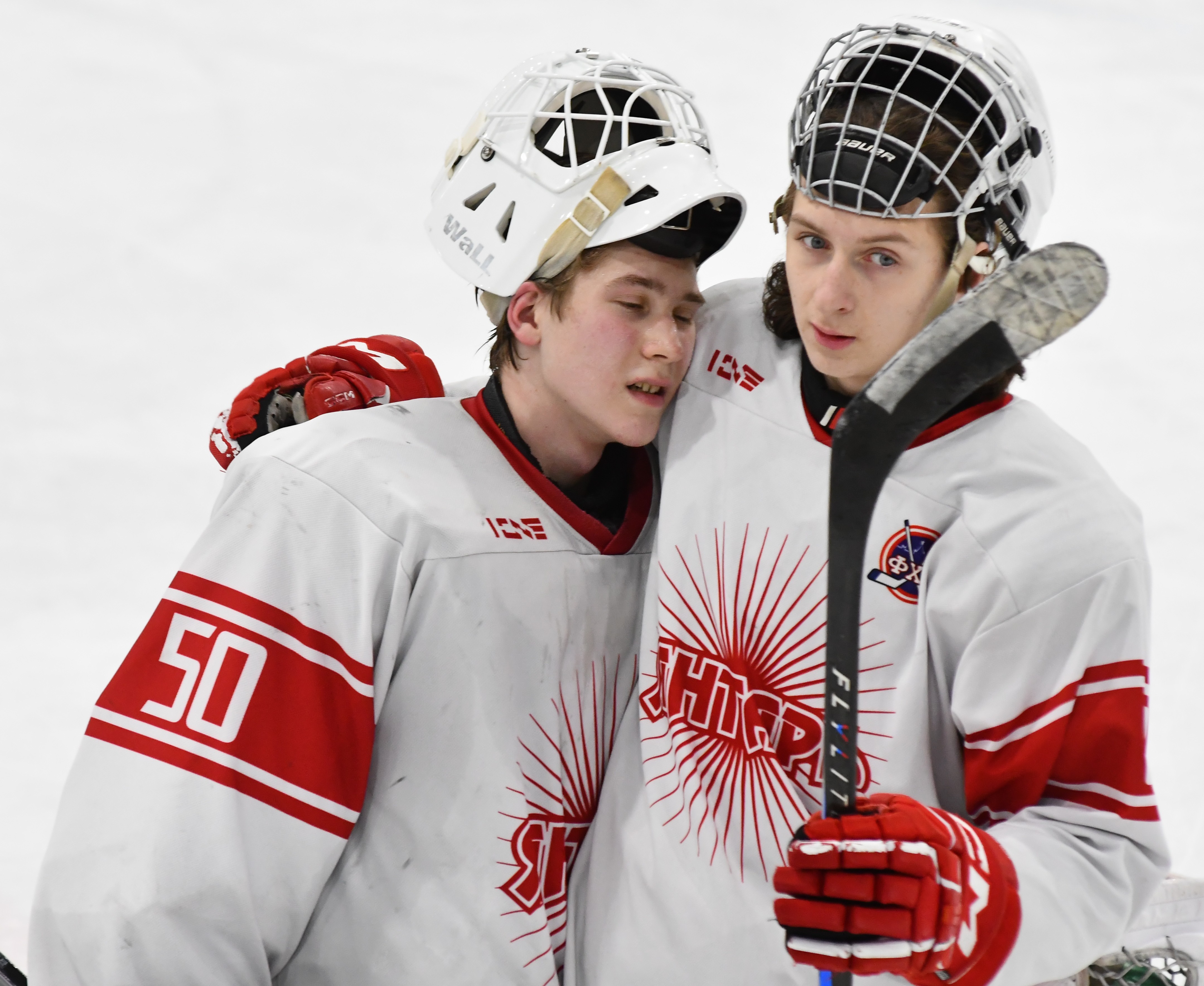 Фото: Белые медведи - Янтарь 2010, второй финальный матч плей-офф