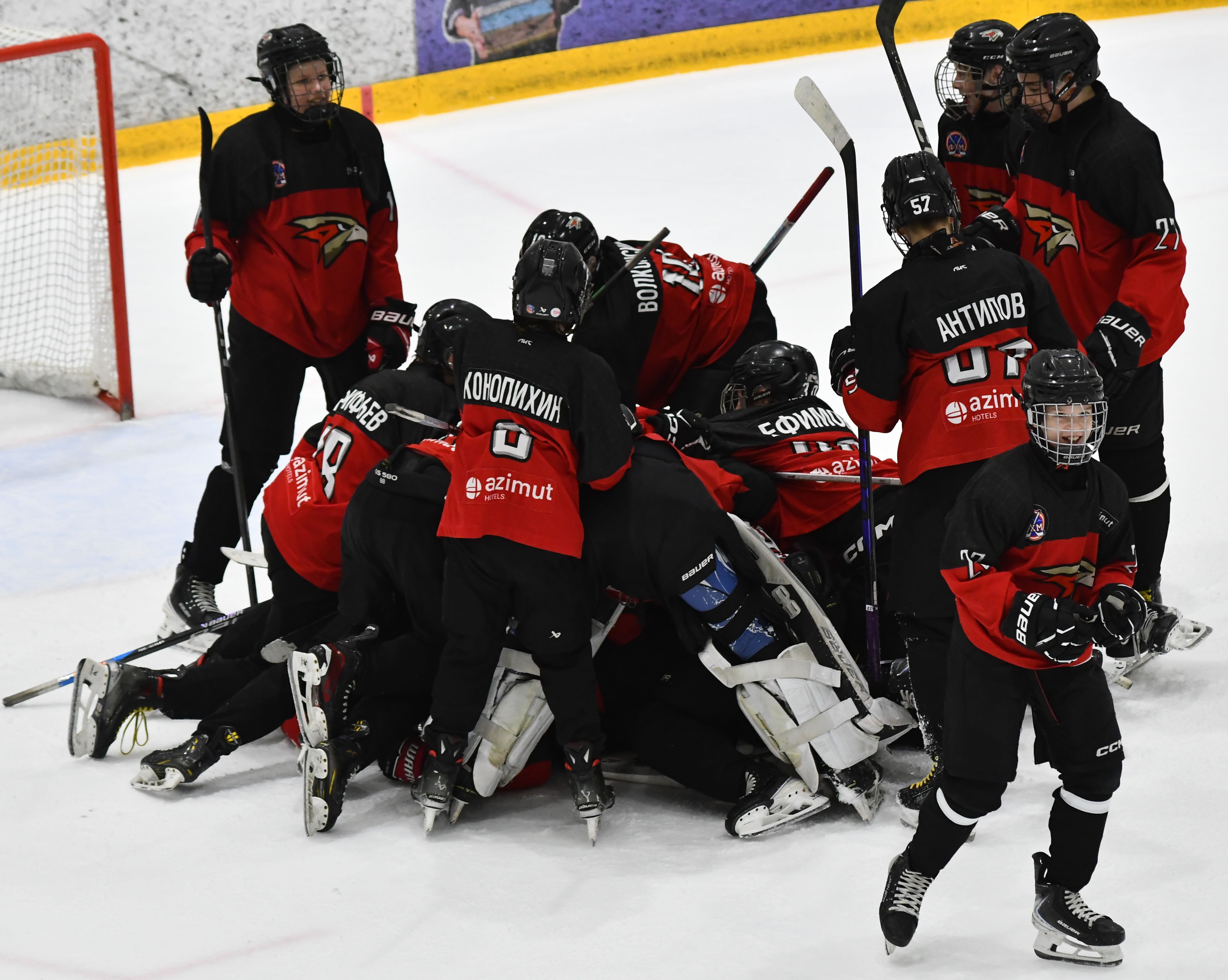 Фото: Авангард - ЦСКА  2013, второй финальный матч плей-офф