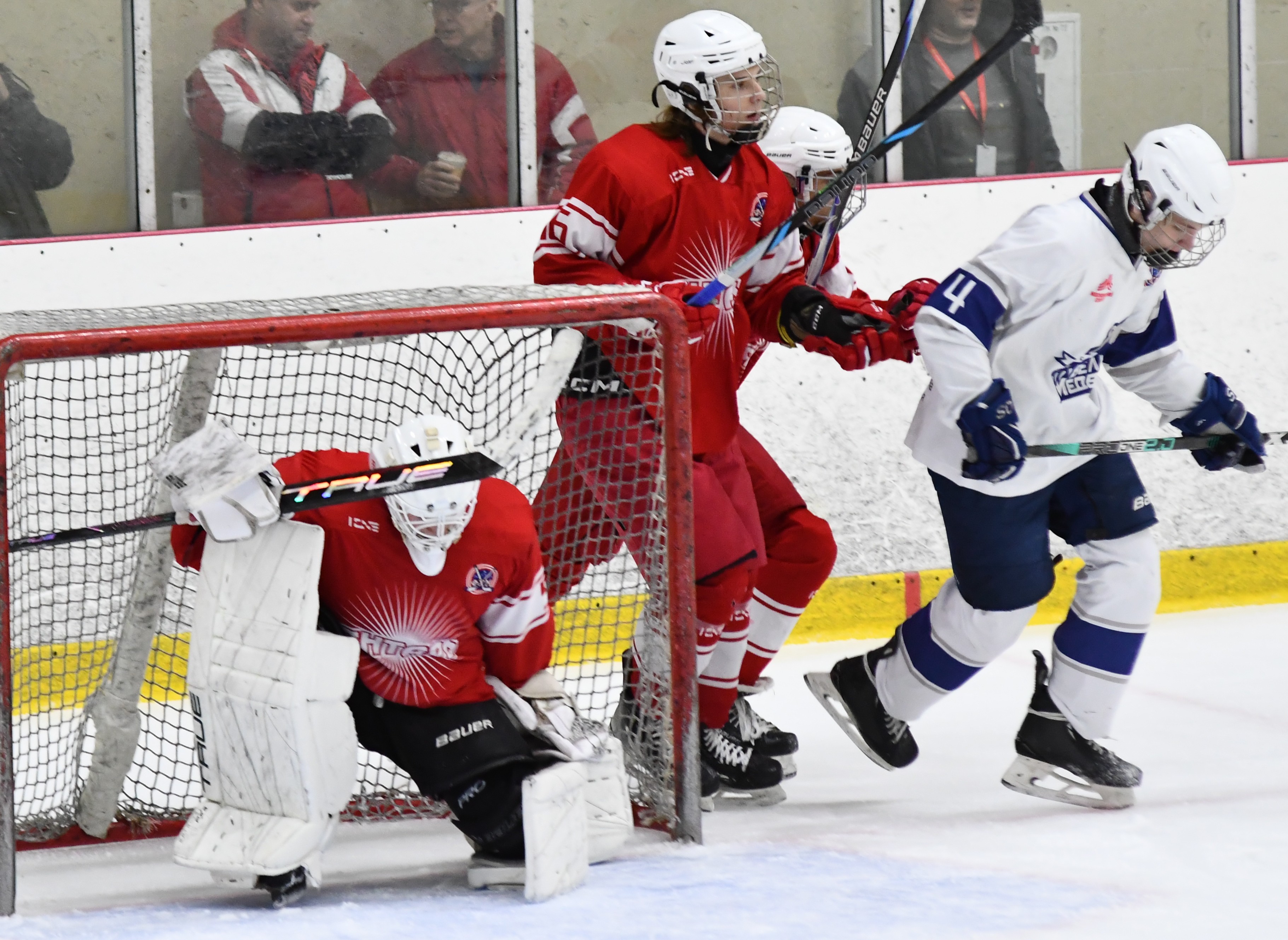 Фото: Янтарь - Белые медведи 2010, пятый матч финала плей-офф