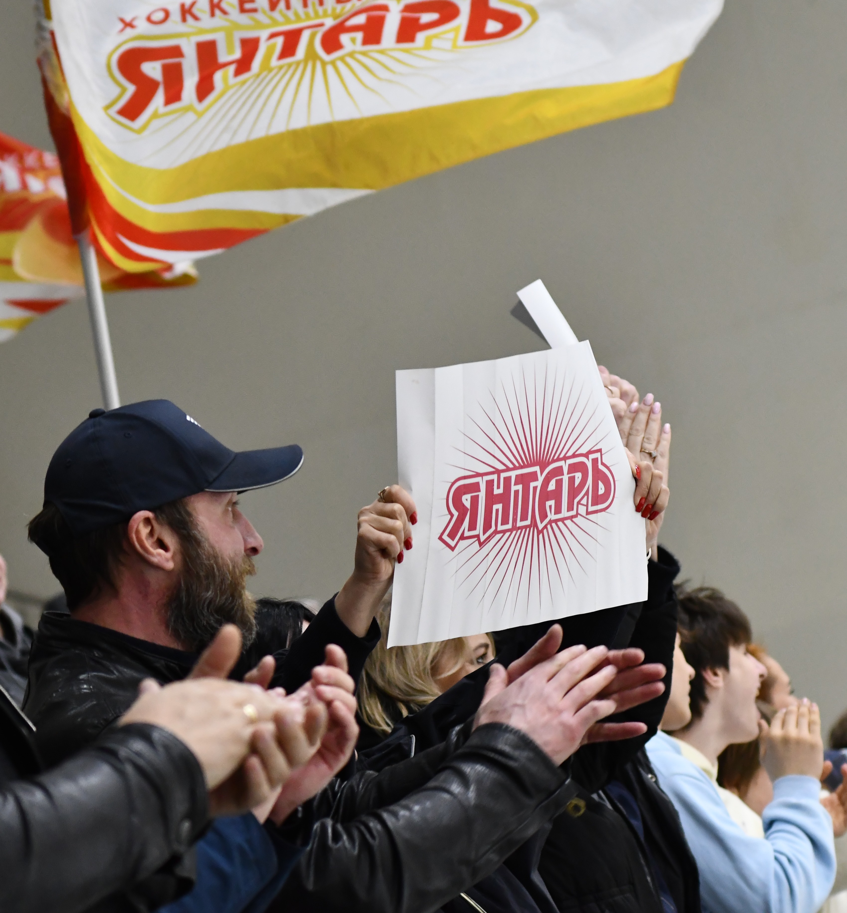 Фото: Янтарь - Белые медведи 2010, пятый матч финала плей-офф