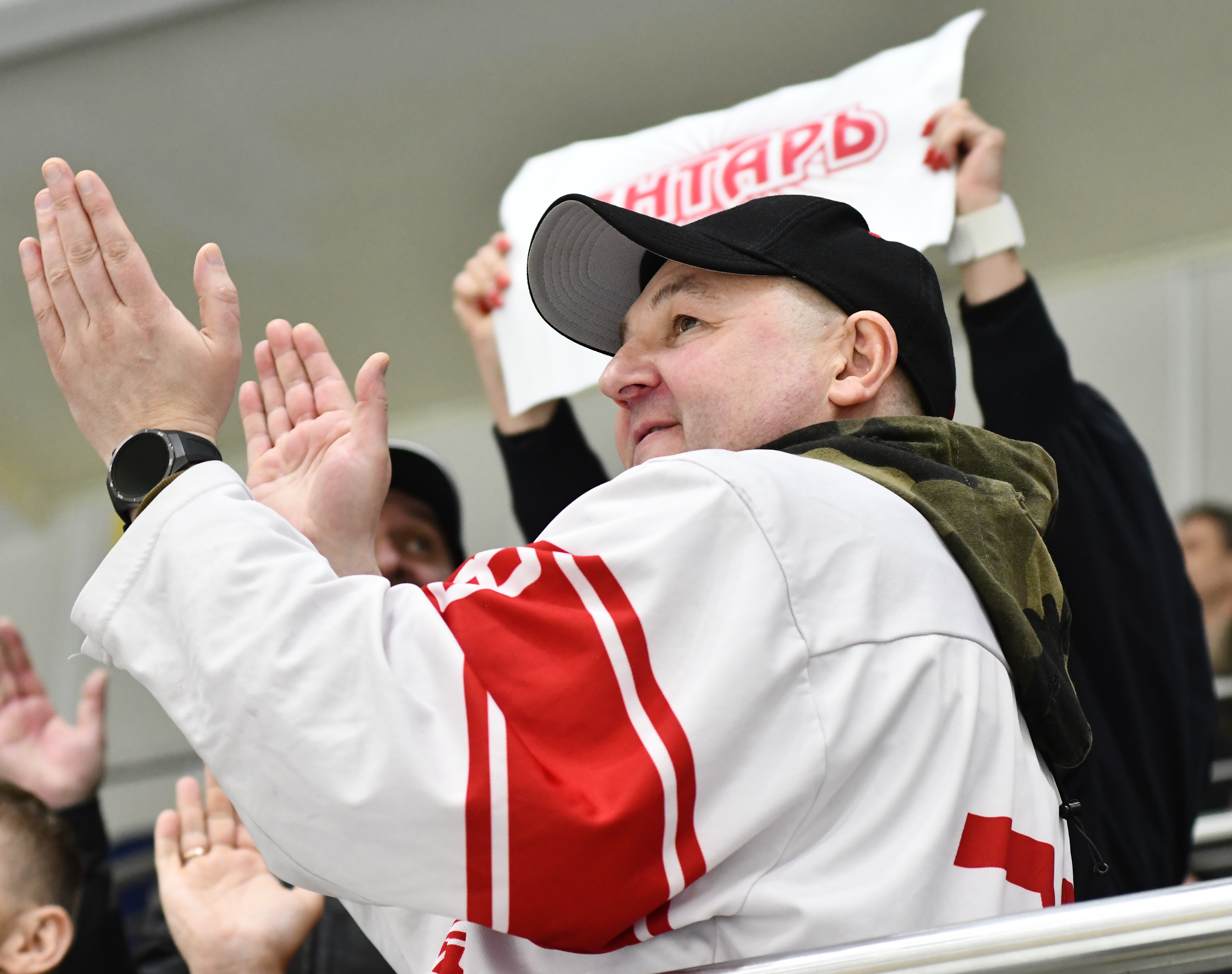 Фото: Янтарь - Белые медведи 2010, пятый матч финала плей-офф