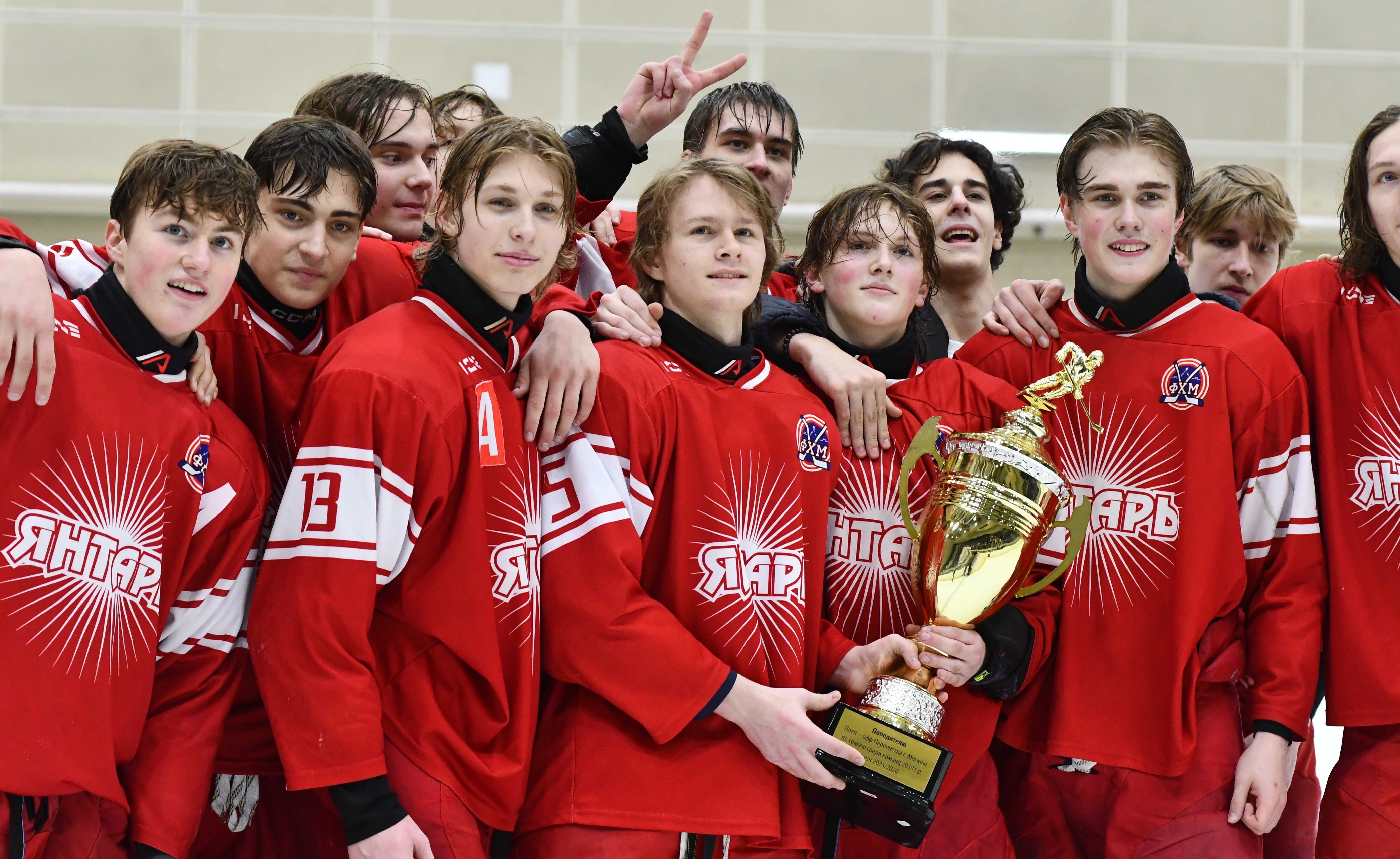 Фото: Янтарь - Белые медведи 2010, пятый матч финала плей-офф