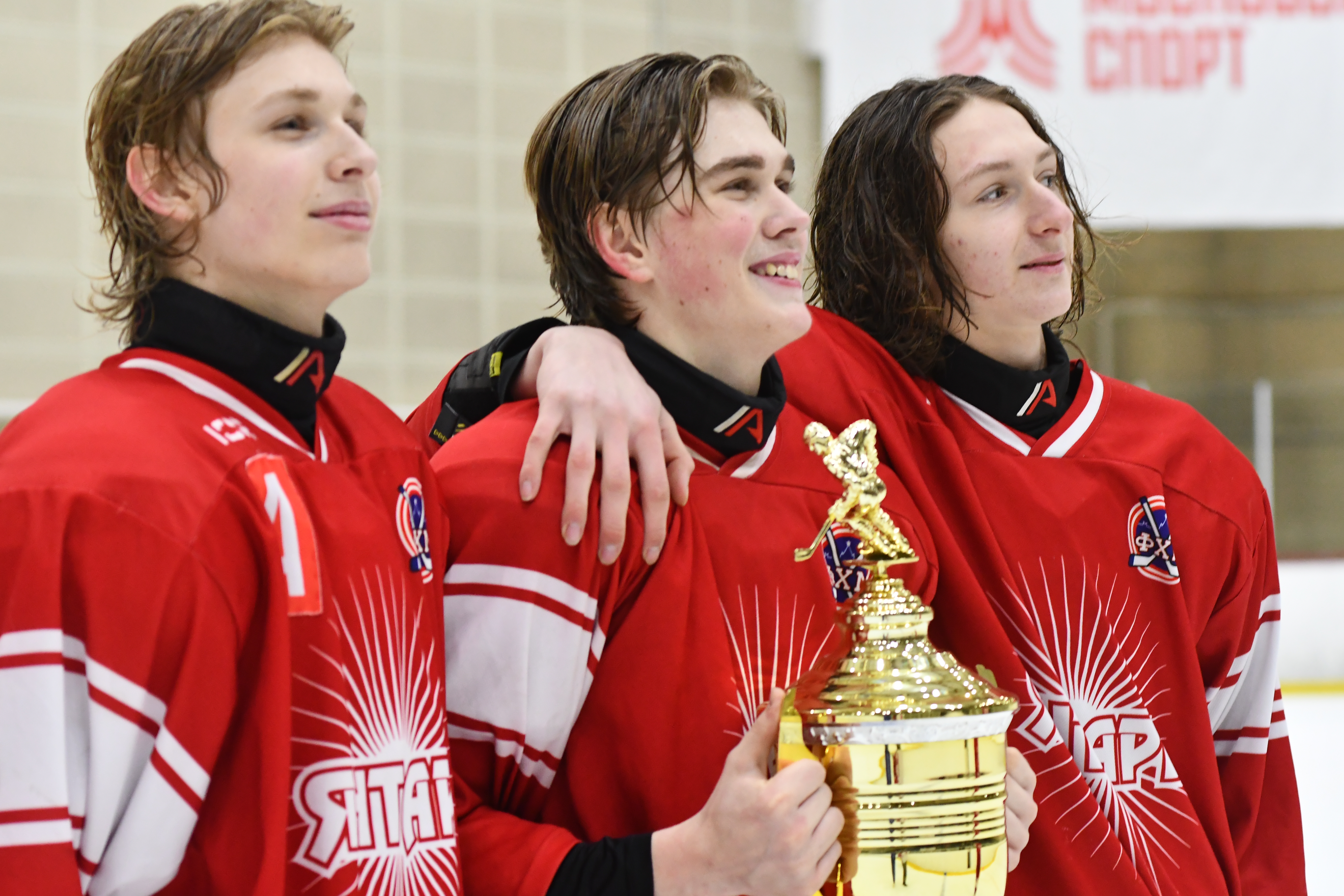 Фото: Янтарь - Белые медведи 2010, пятый матч финала плей-офф