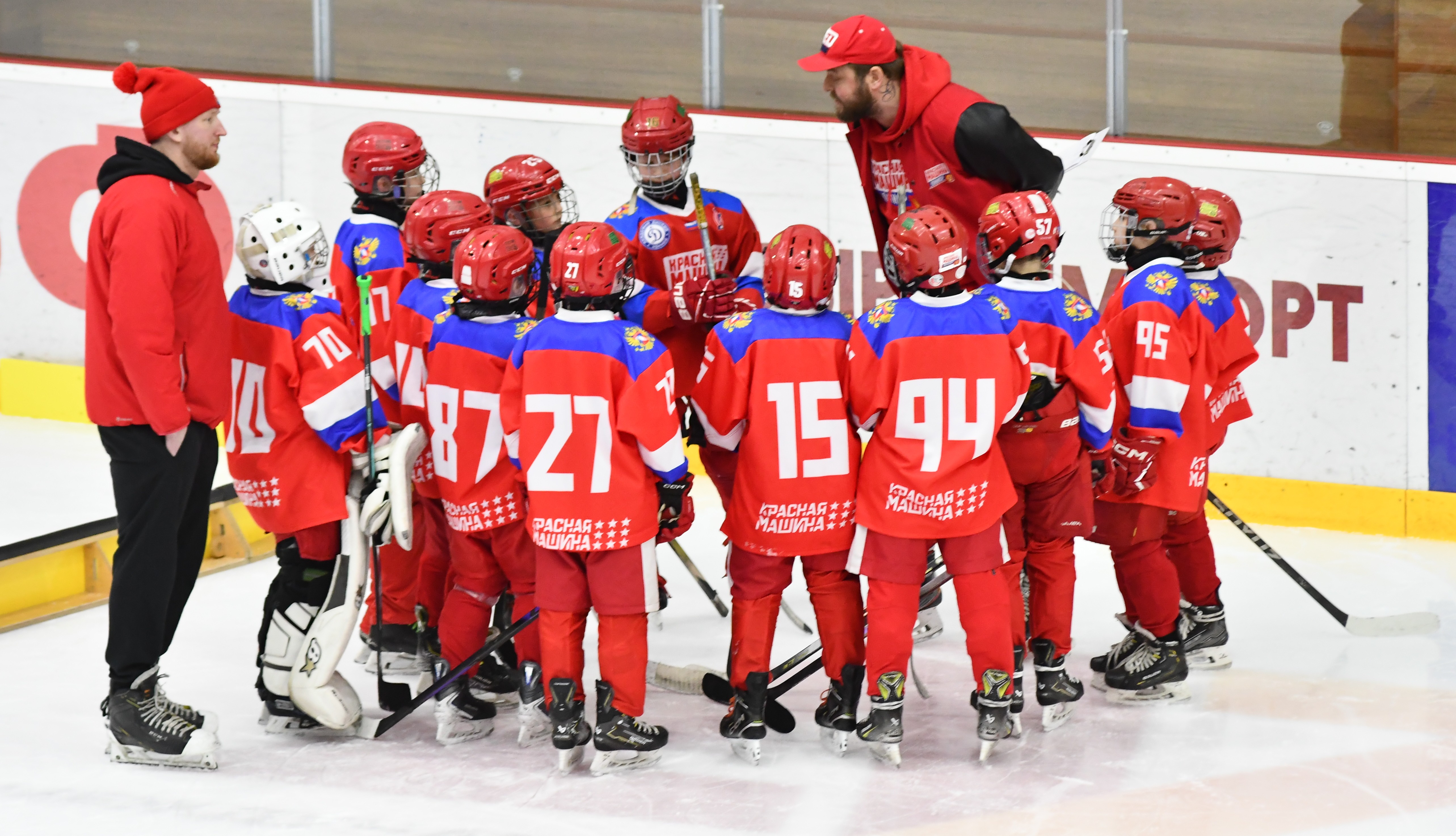 Фото: Красная Машина Юниор - Белые медведи 2016, переходный матч