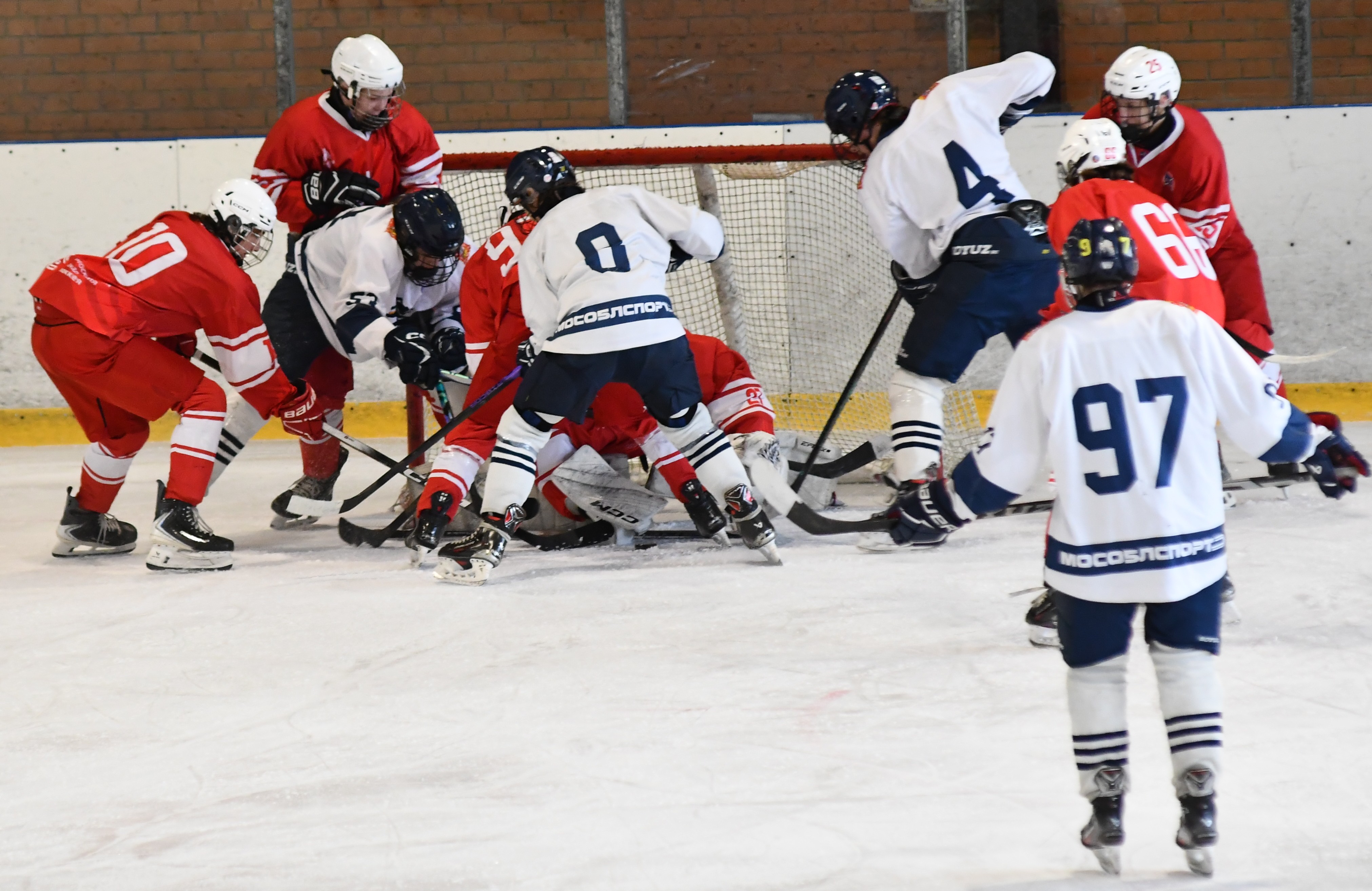 Фото: Московская академия хоккея - Академия Атлант 2011, переходный матч