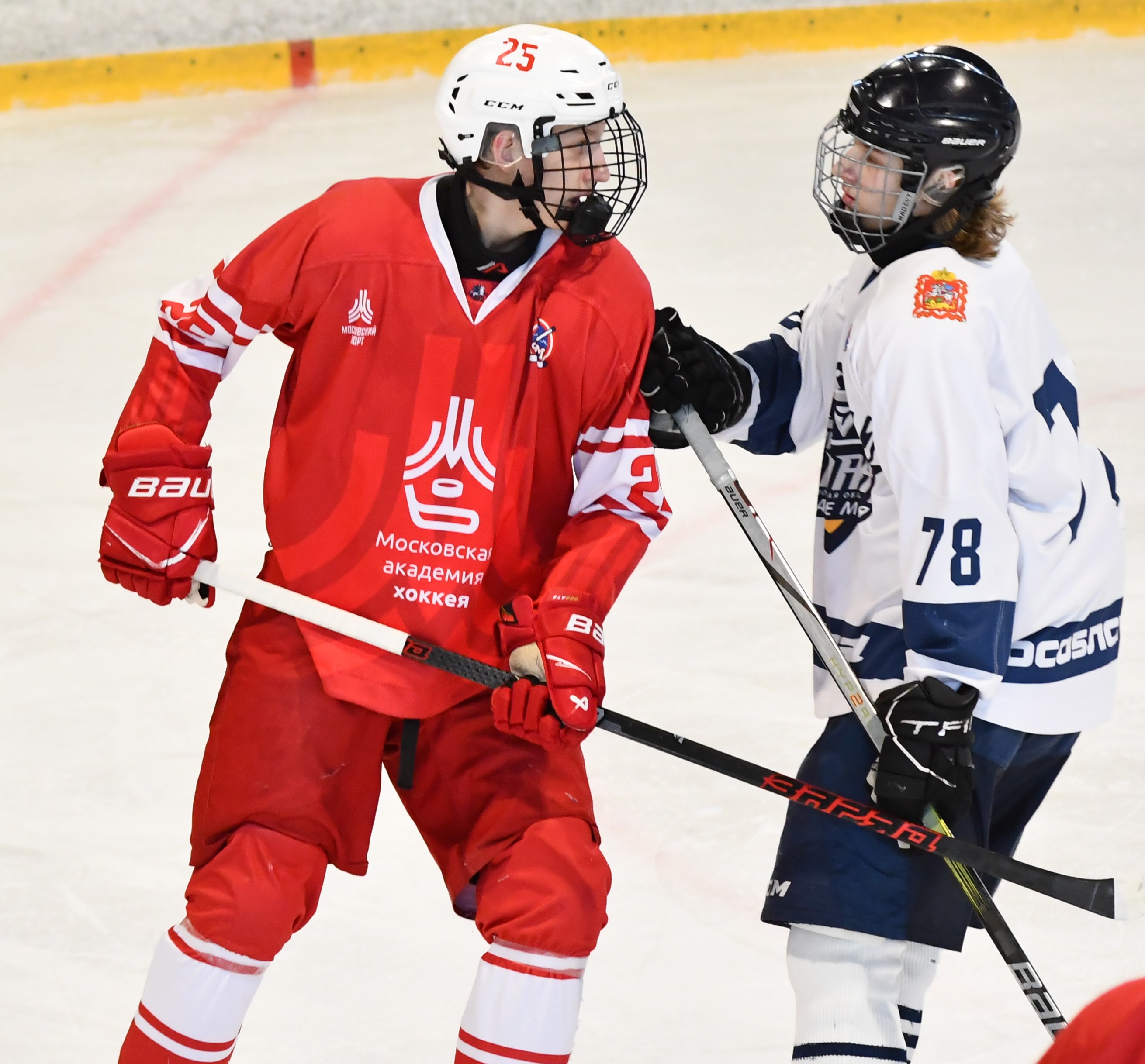Фото: Московская академия хоккея - Академия Атлант 2011, переходный матч