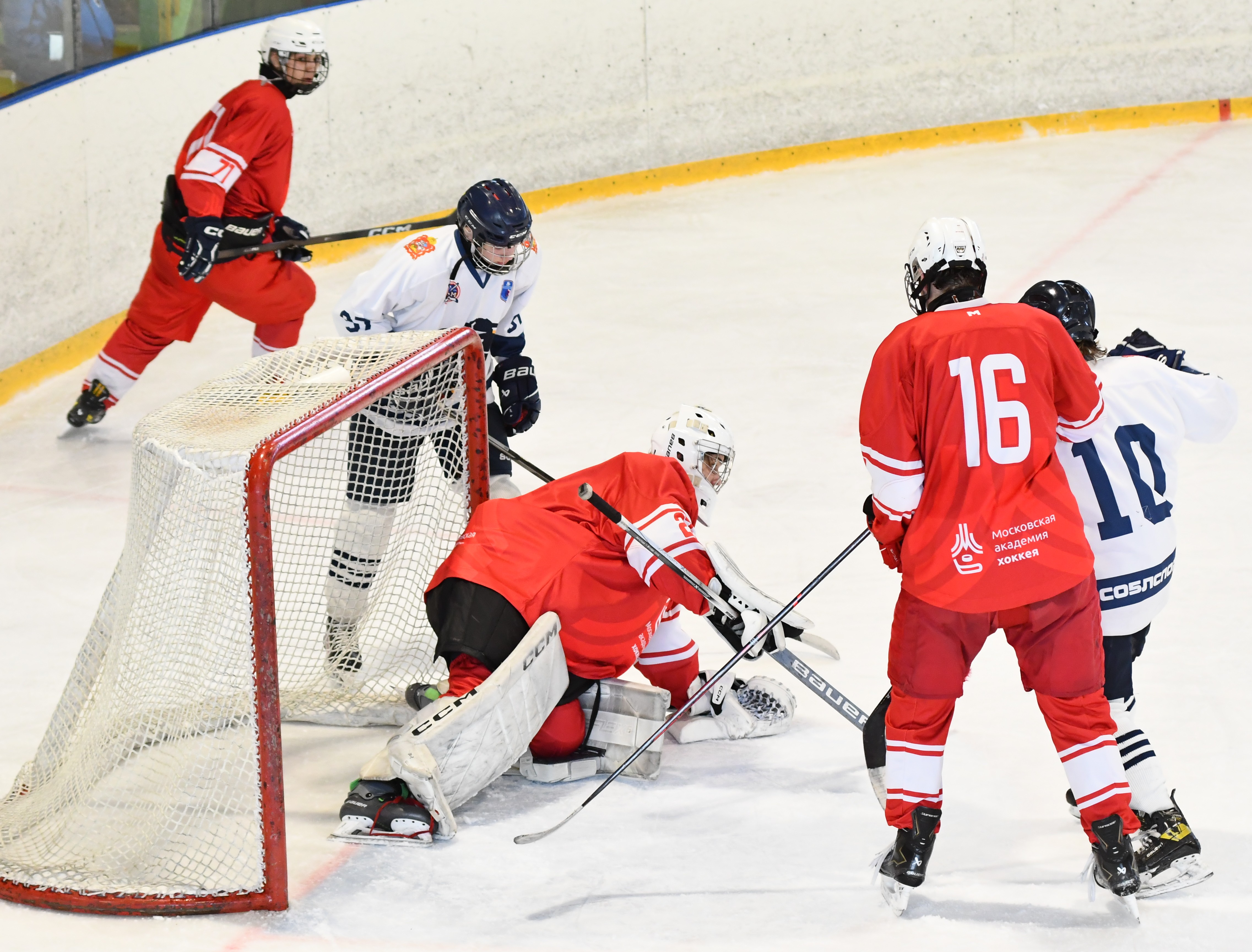 Фото: Московская академия хоккея - Академия Атлант 2011, переходный матч