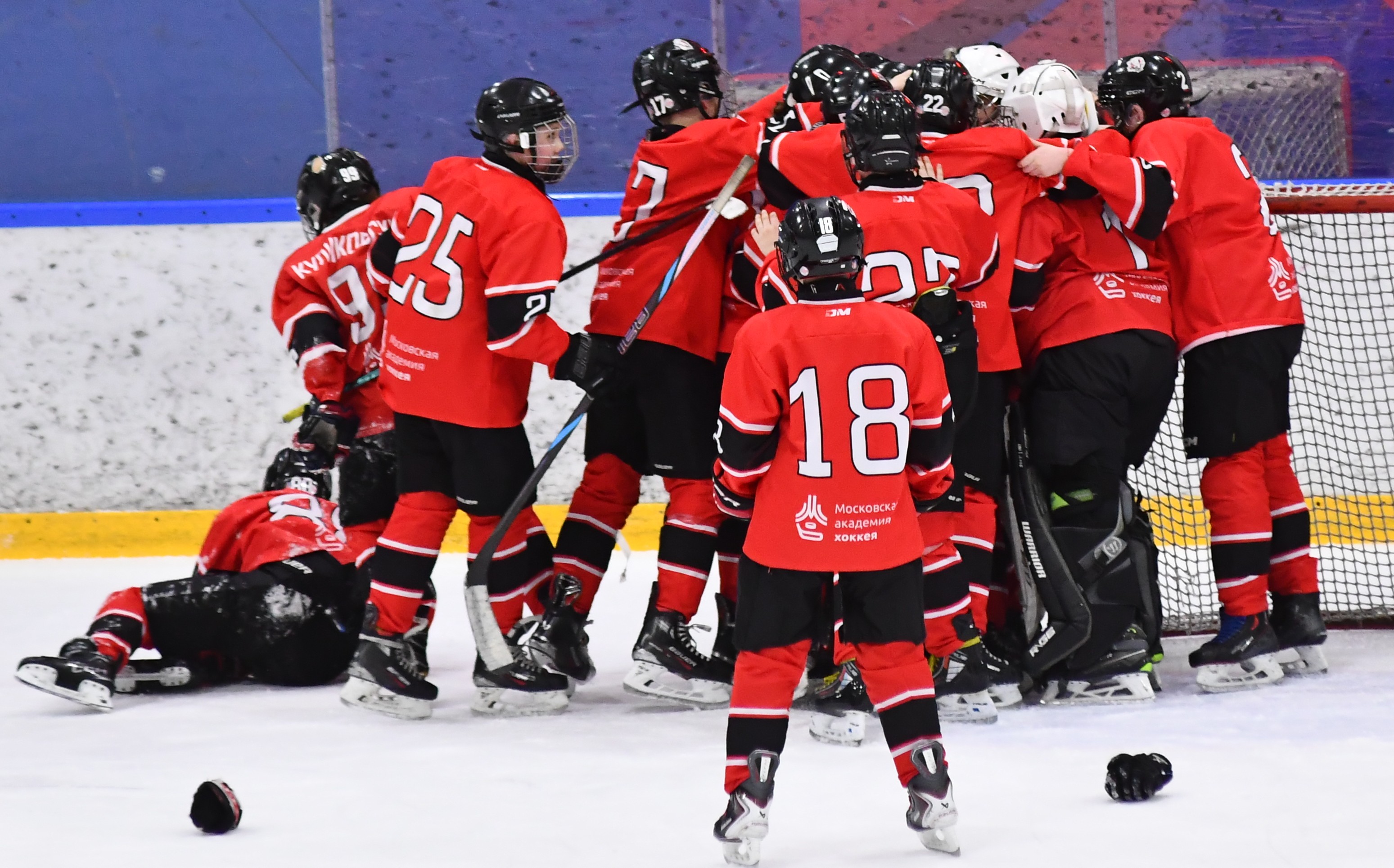 Фото: Центр - Марьино 2013, второй переходный матч