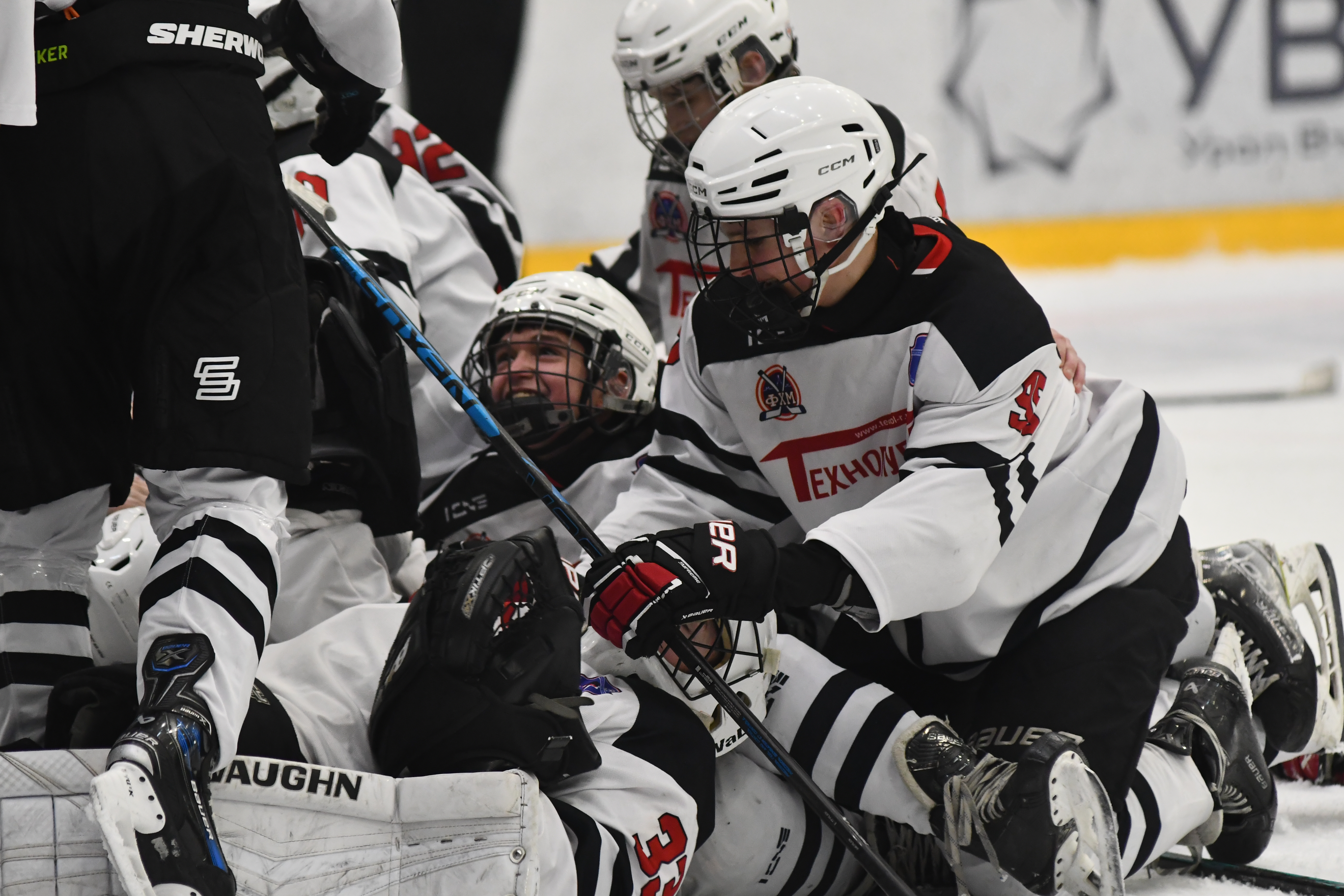 Фото: Буран - Технопул 2012, третий переходный мачт 